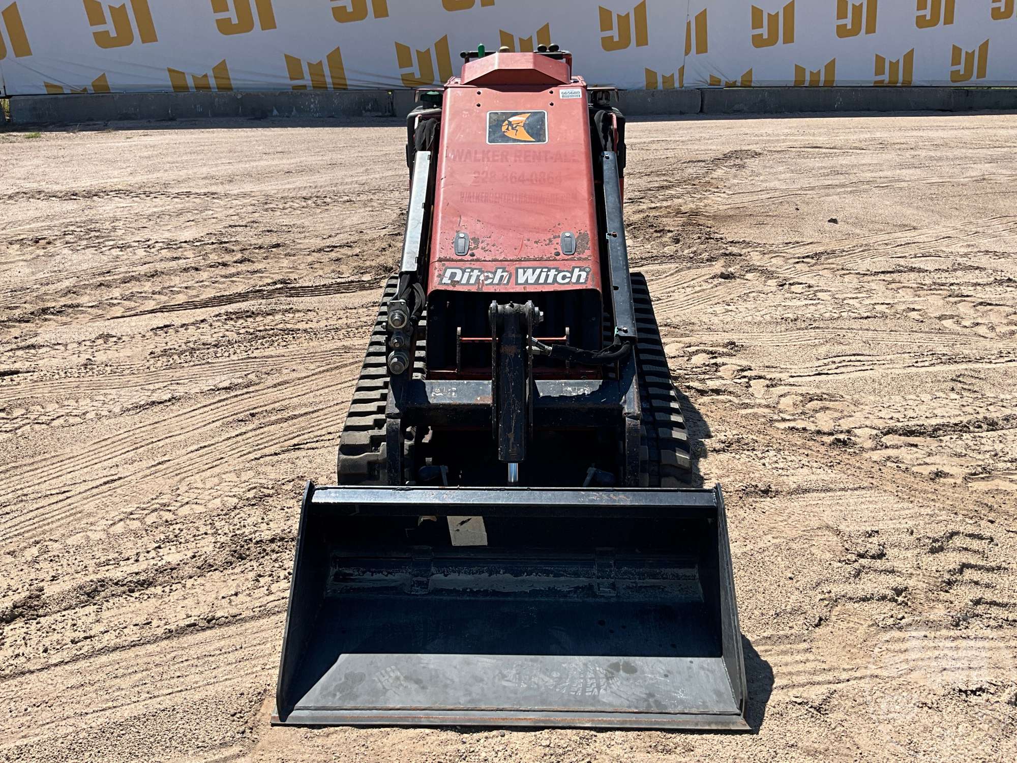 2018 Ditch Witch SK800