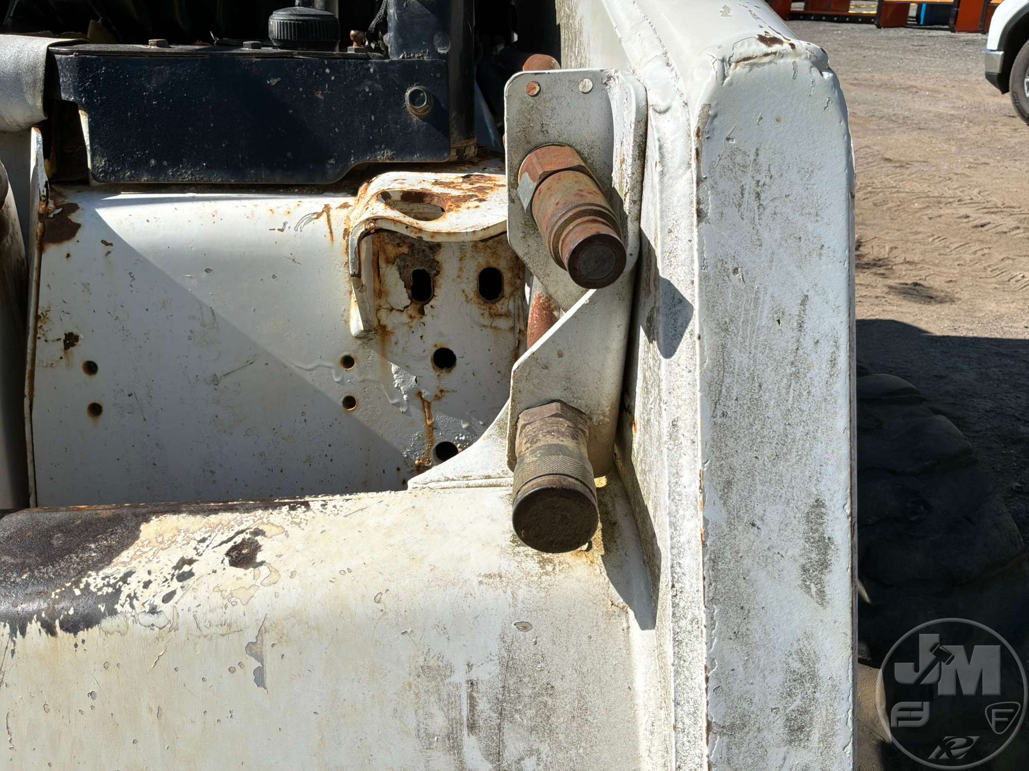 2001 Bobcat 863