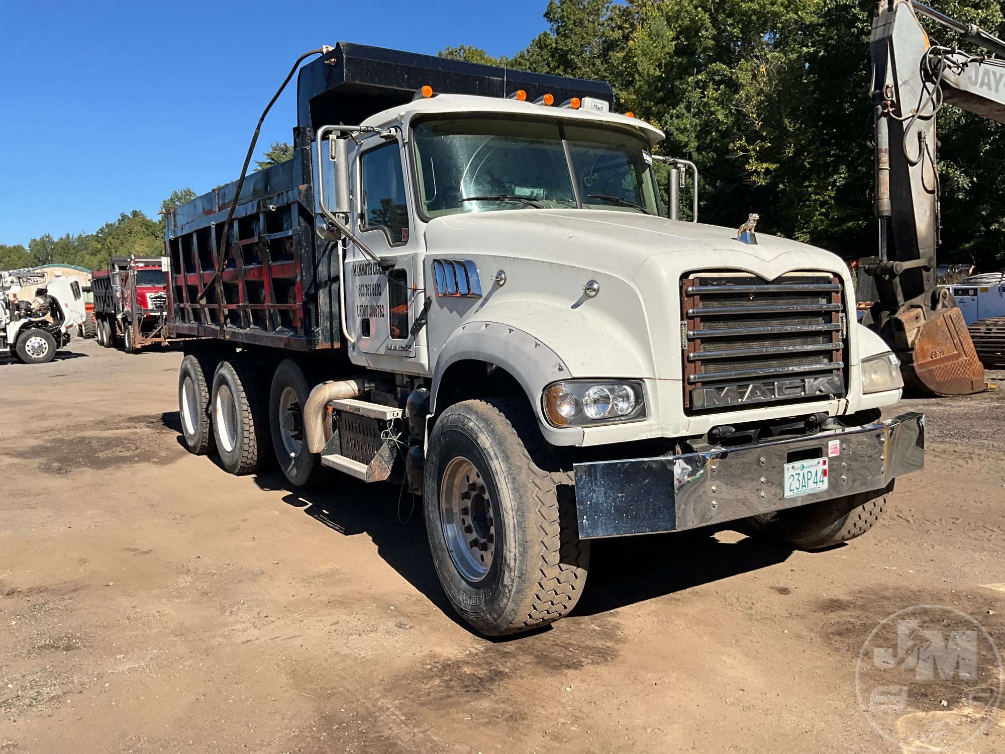 2012 Mack GU GRANITE