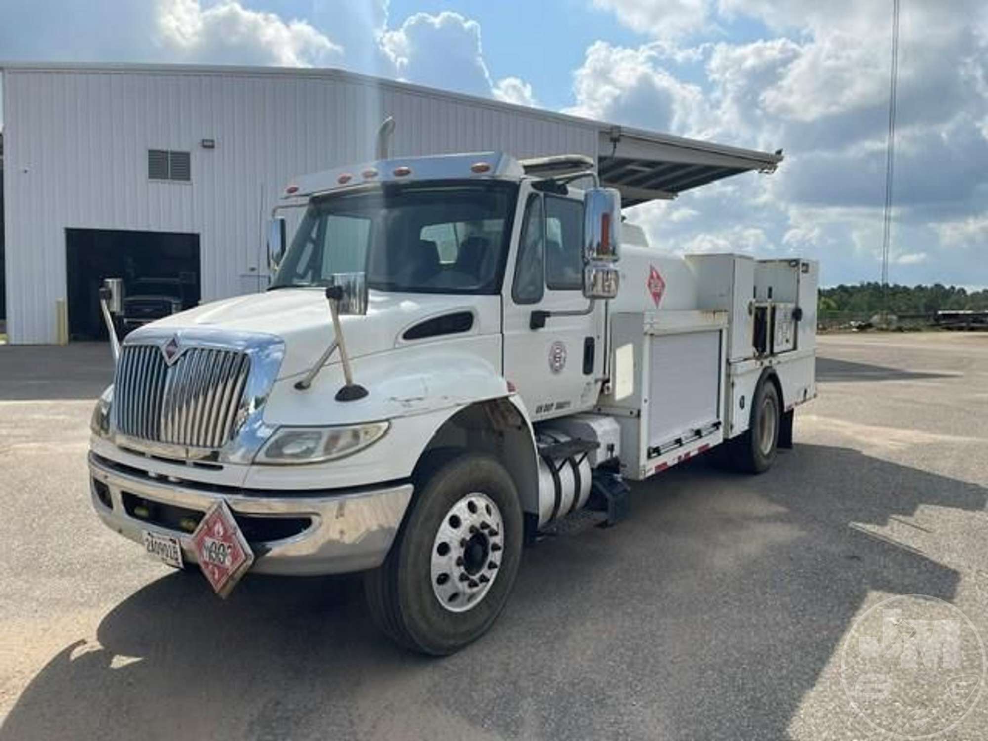 Photo of 2018 International 4300 SBA 4X2