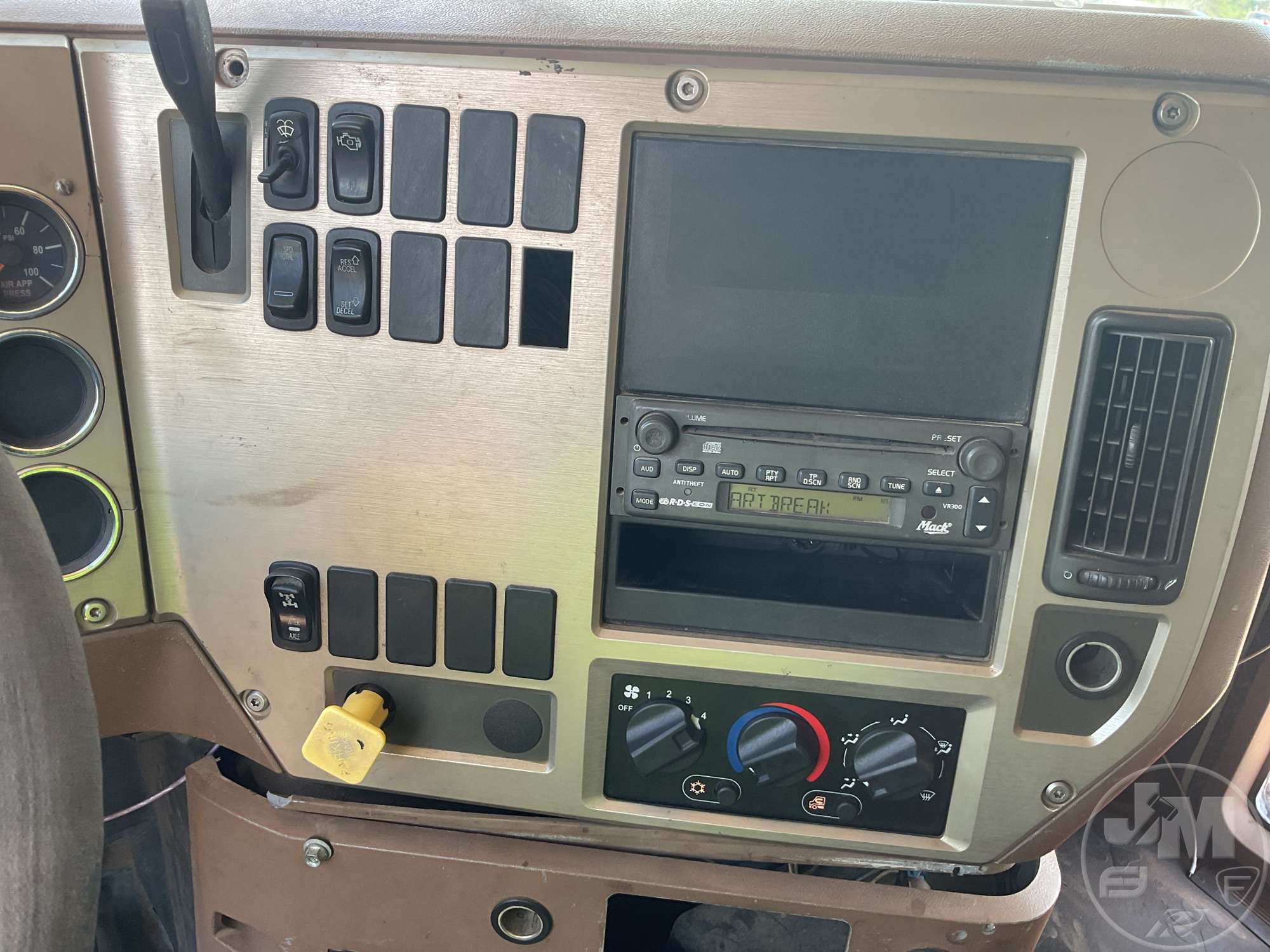 2007 Mack CTP GRANITE