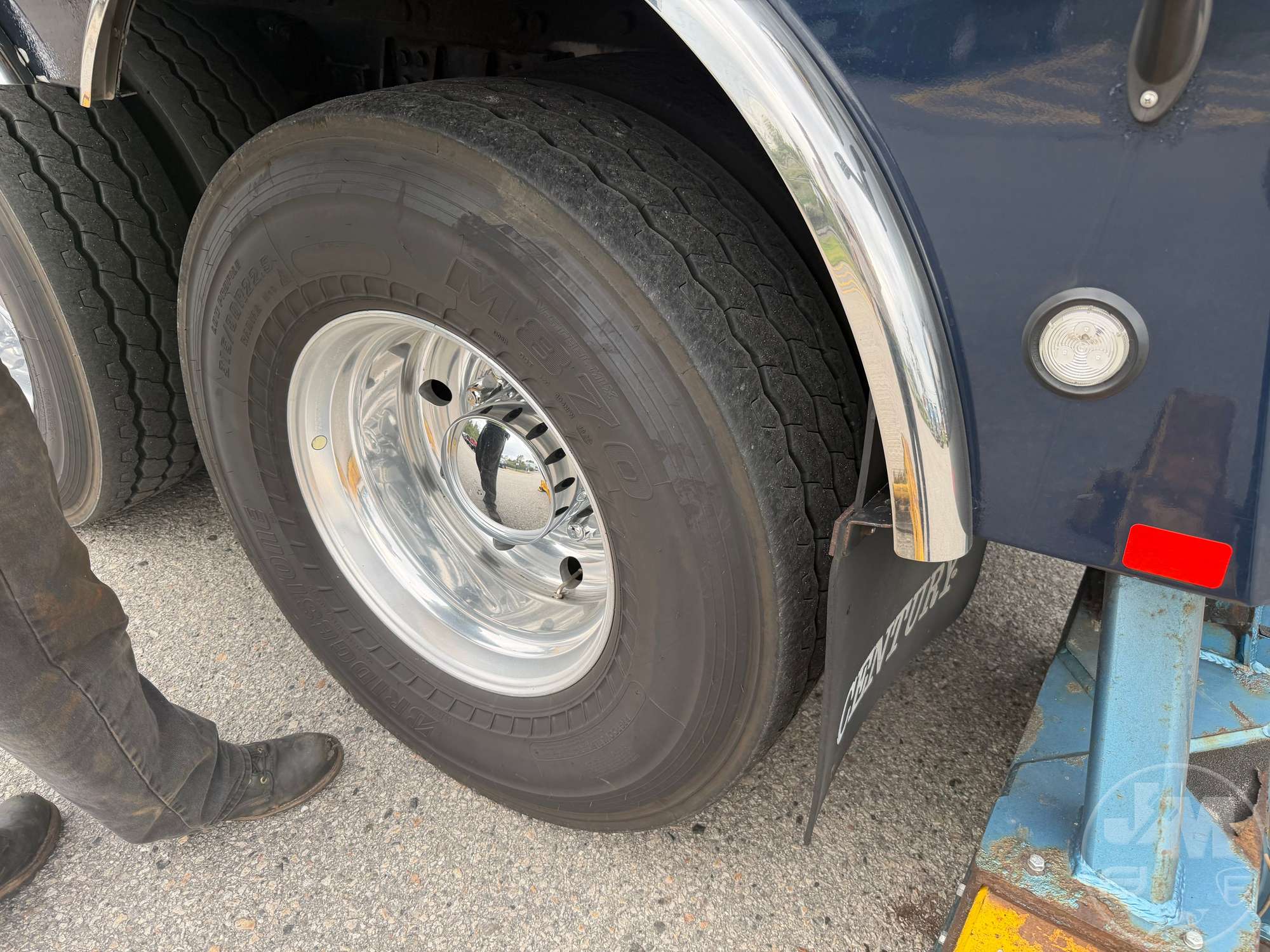2020 Peterbilt 389