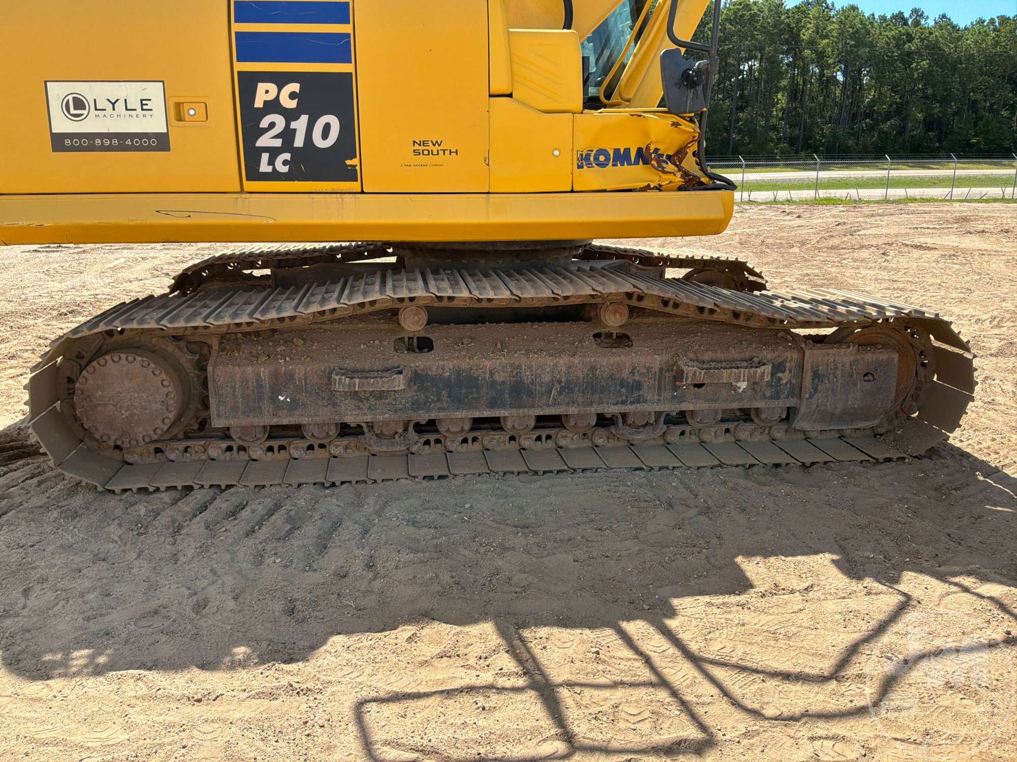 2019 Komatsu PC210LC-11
