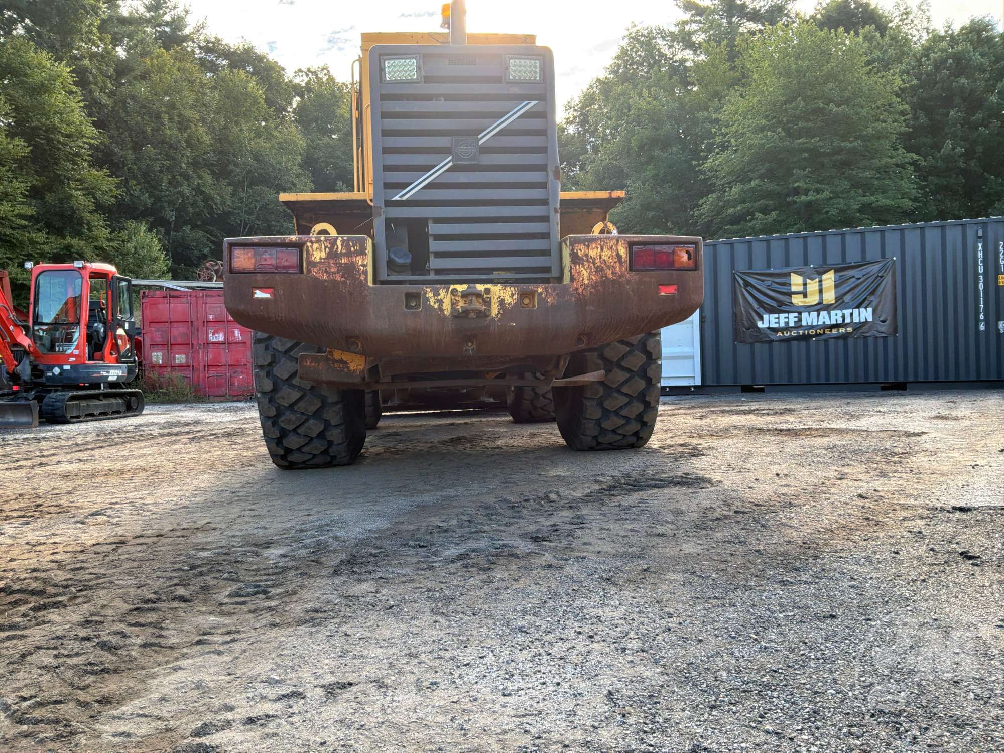 1999 Volvo L120C