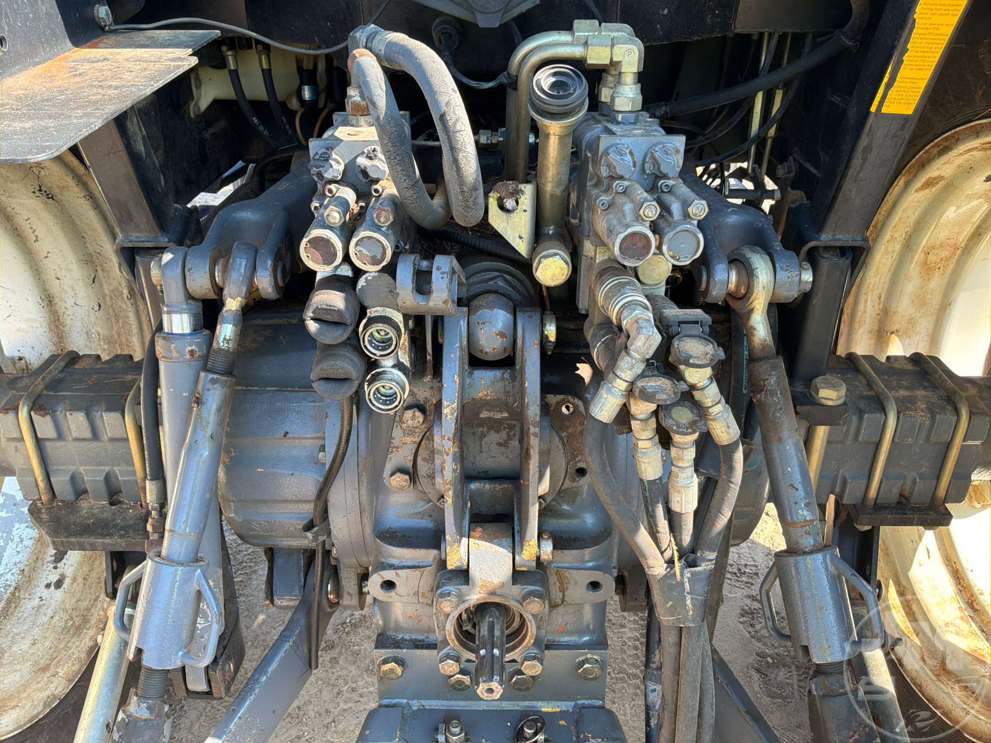 0 New Holland TS110