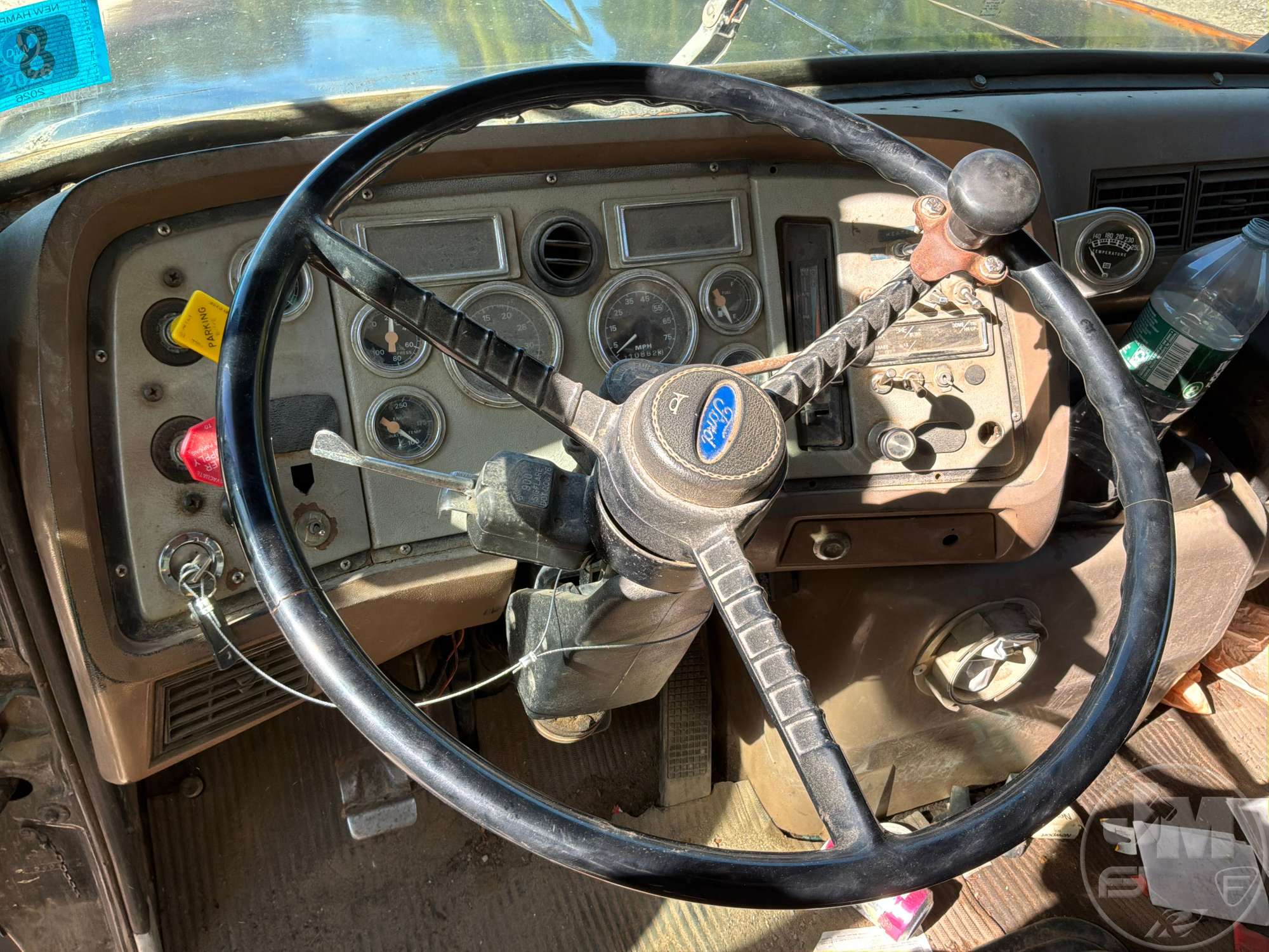 1993 Ford L9000