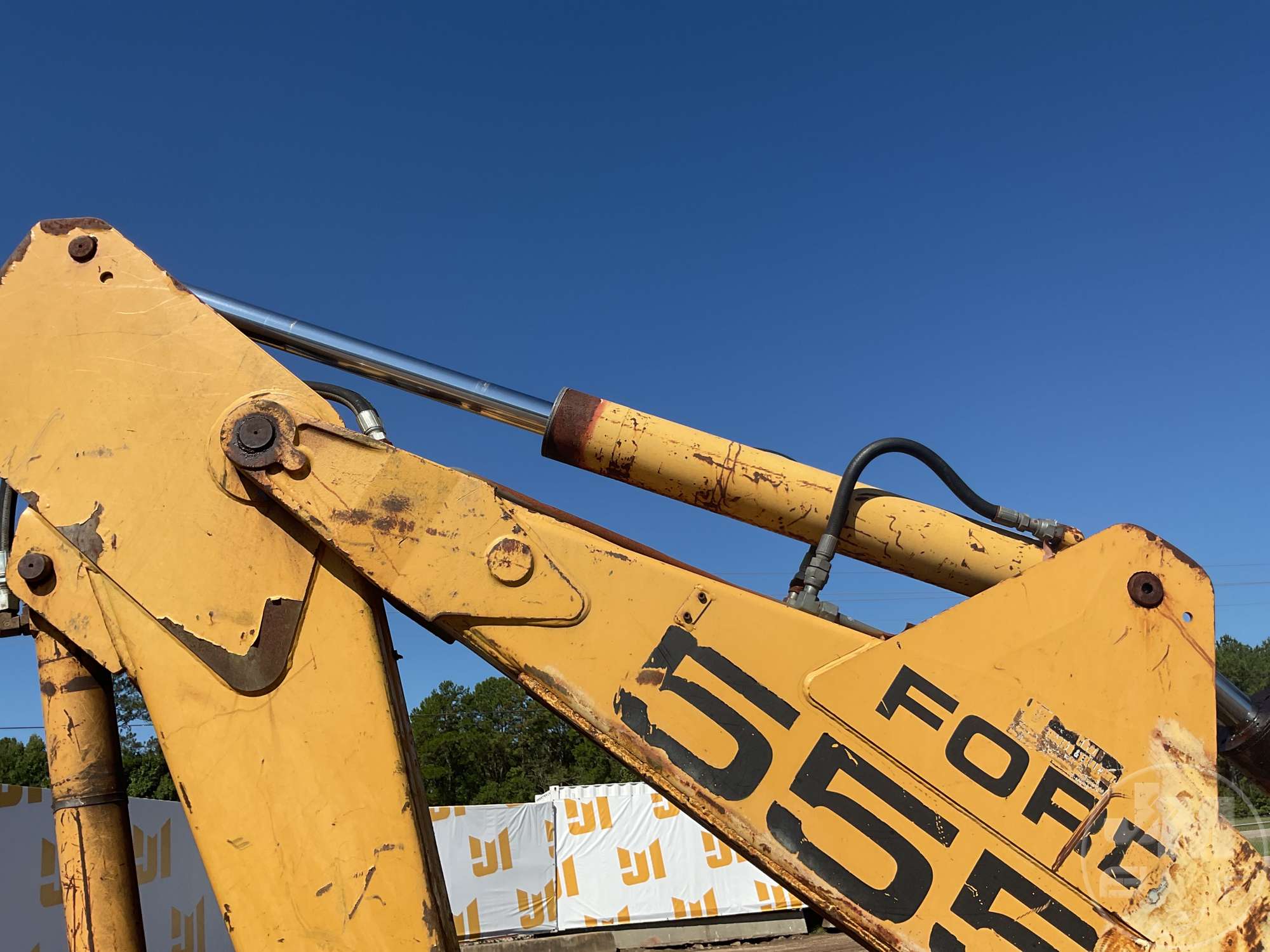 1998 New Holland 555E