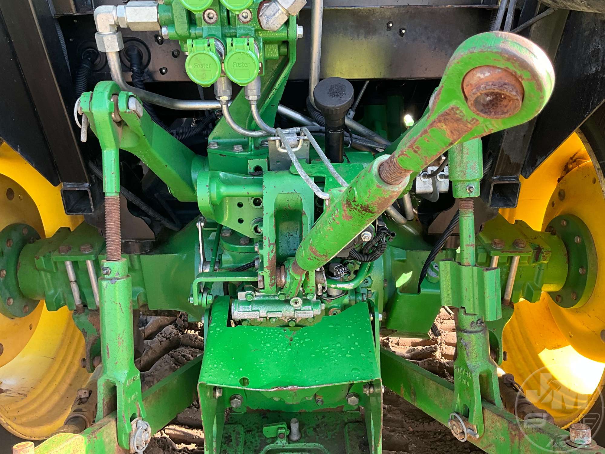 0 John Deere 5100E