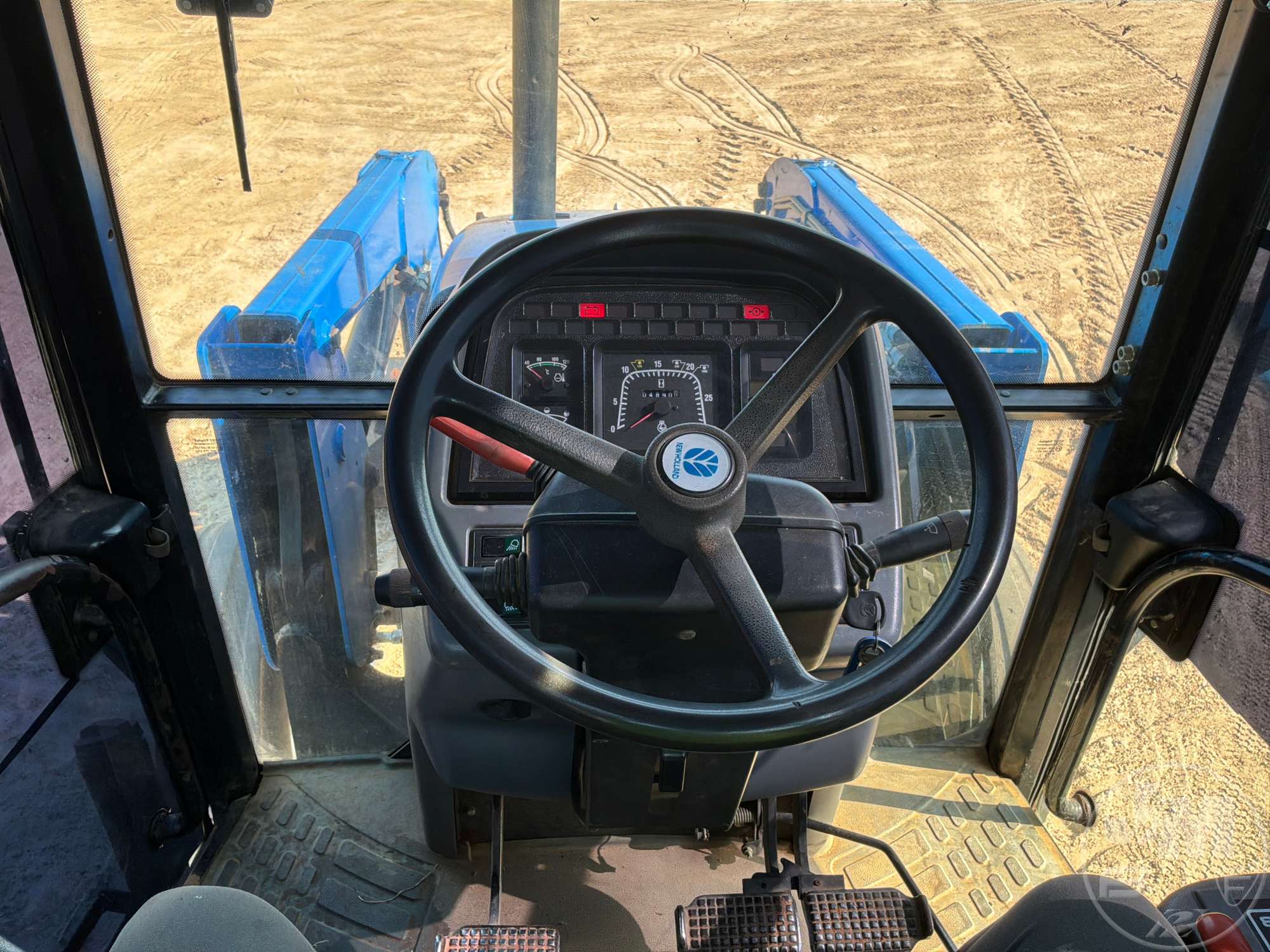 0 New Holland TS110