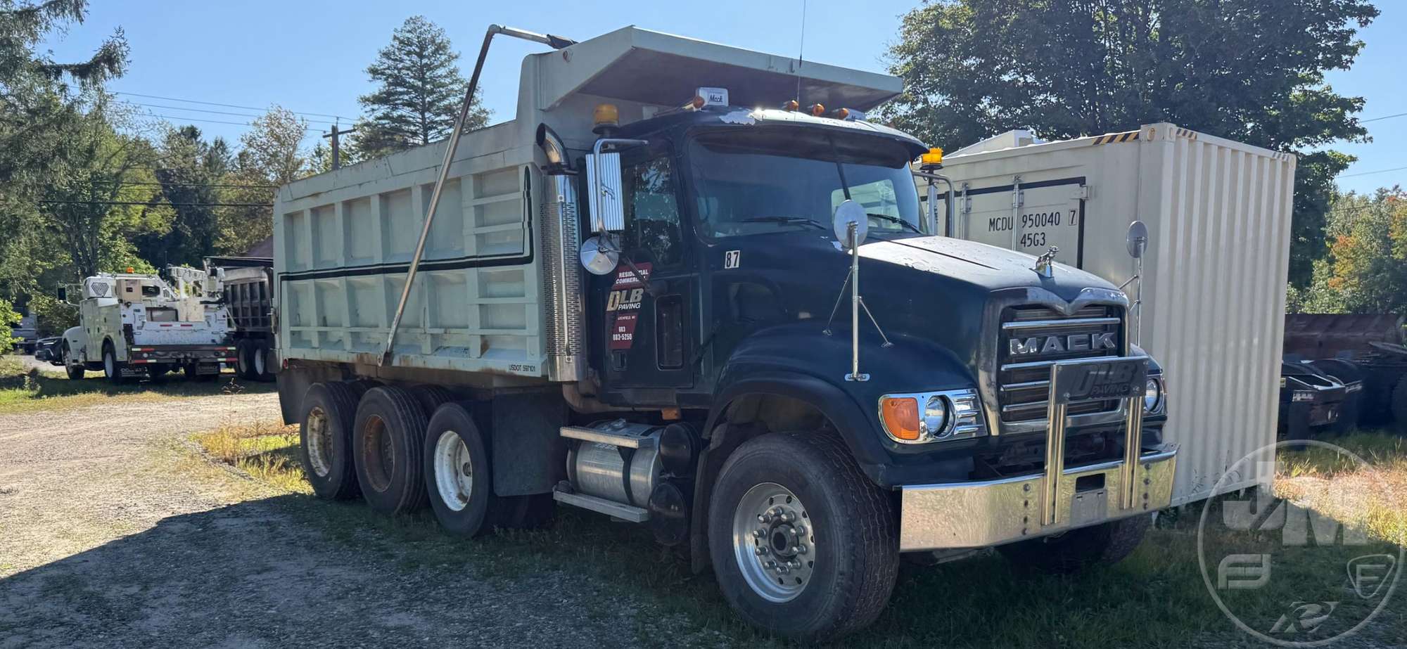 2004 Mack CV GRANITE