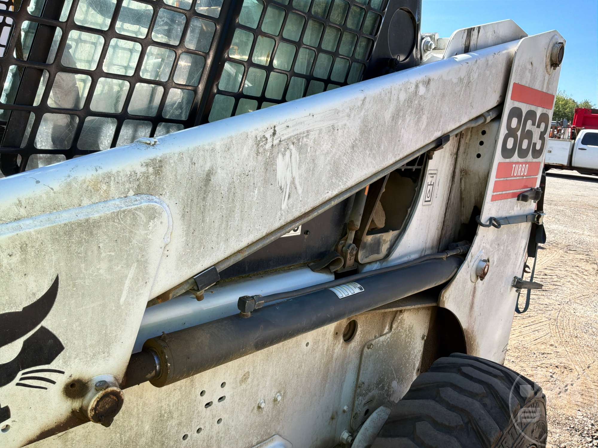 2001 Bobcat 863