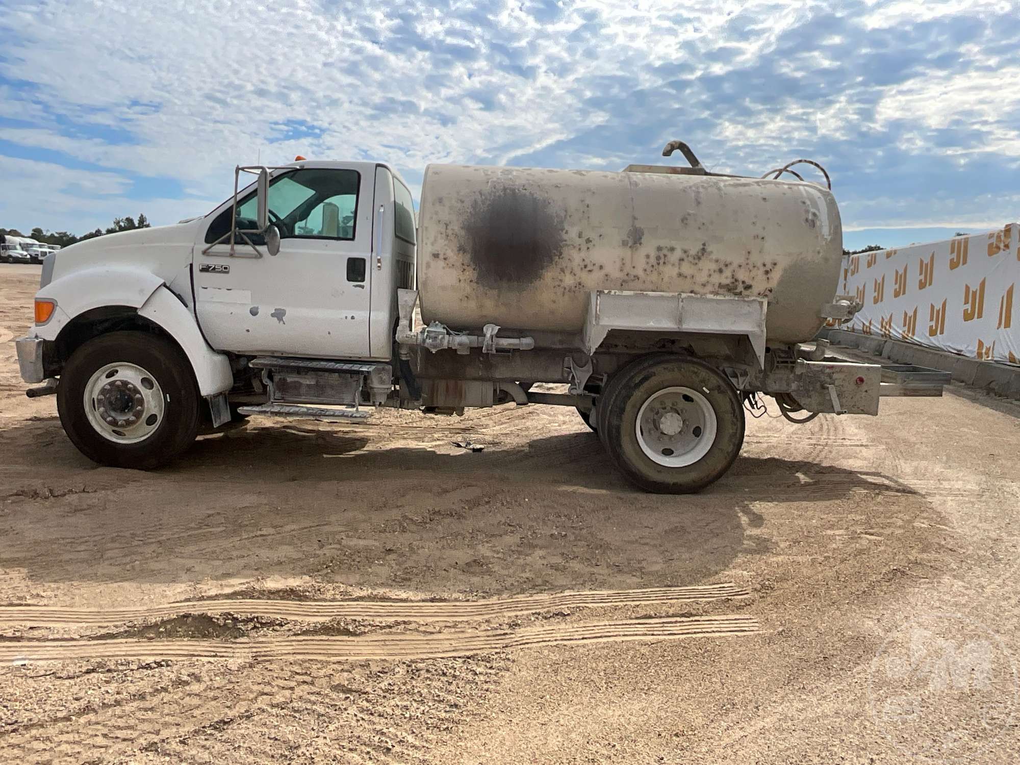 2007 Ford F-750SD