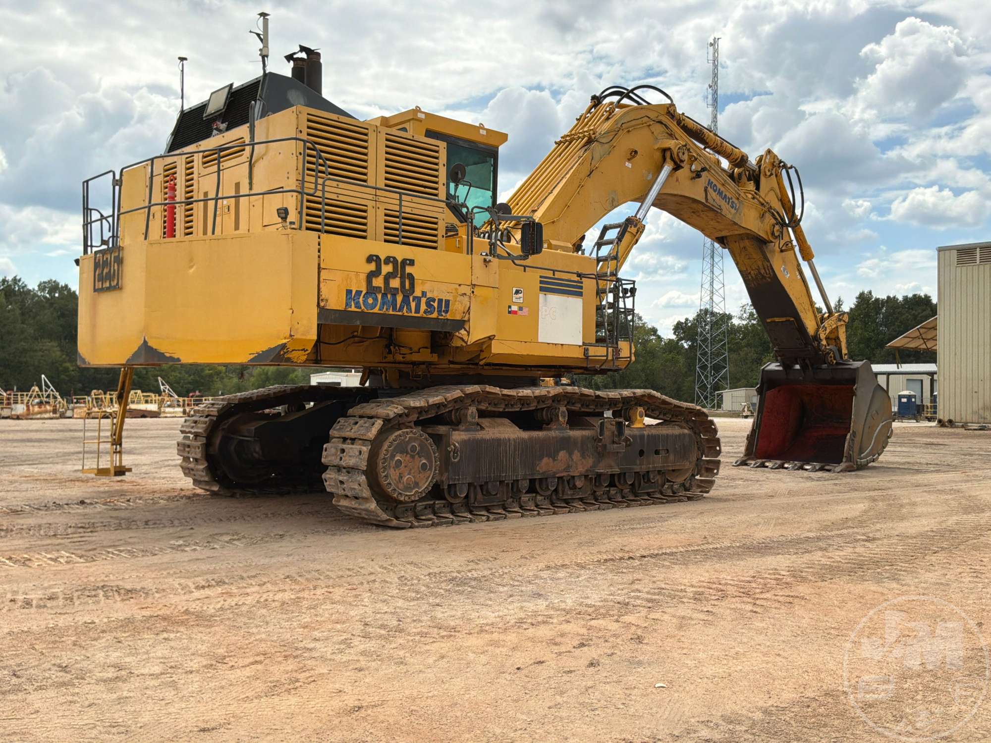 2007 Komatsu PC-2000