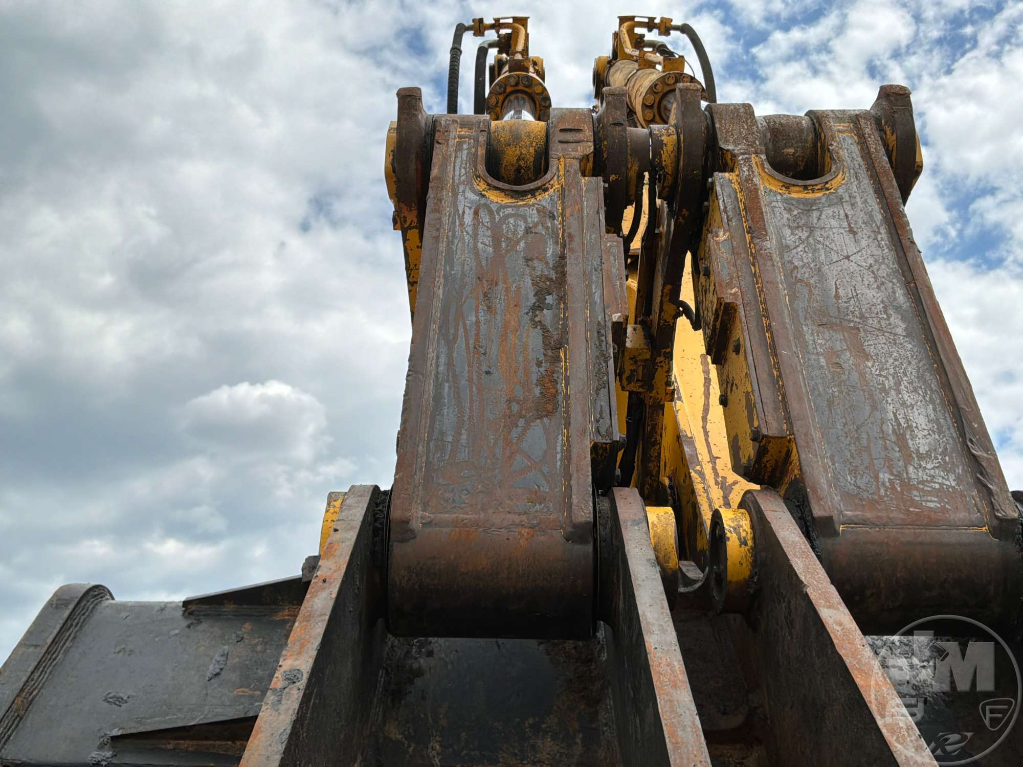 2007 Komatsu PC-2000