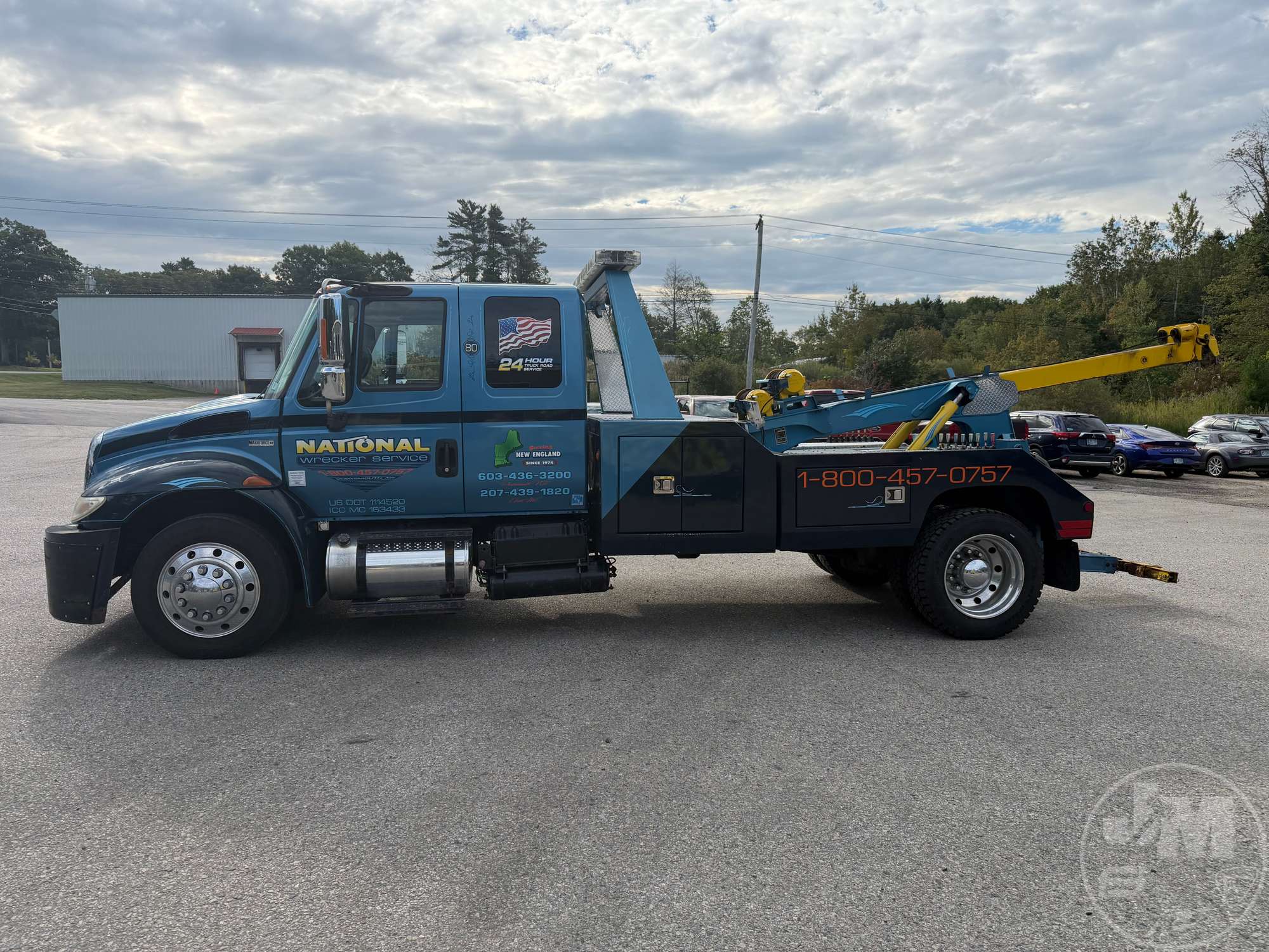 0 International 4400 SBA 4X2
