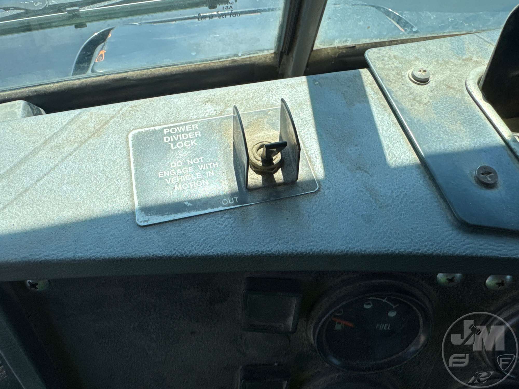 1996 Mack RD688S