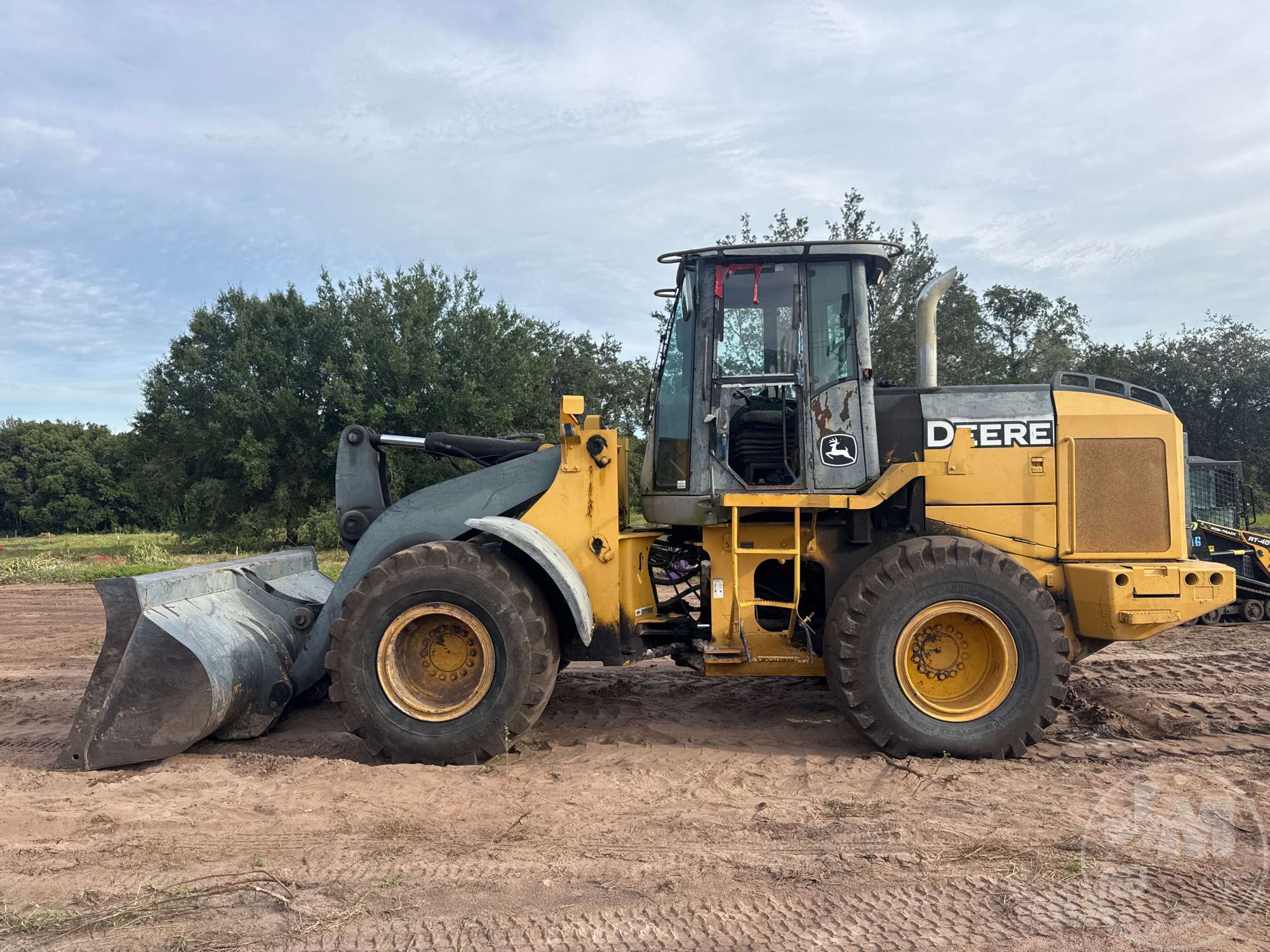 2005 John Deere 624J