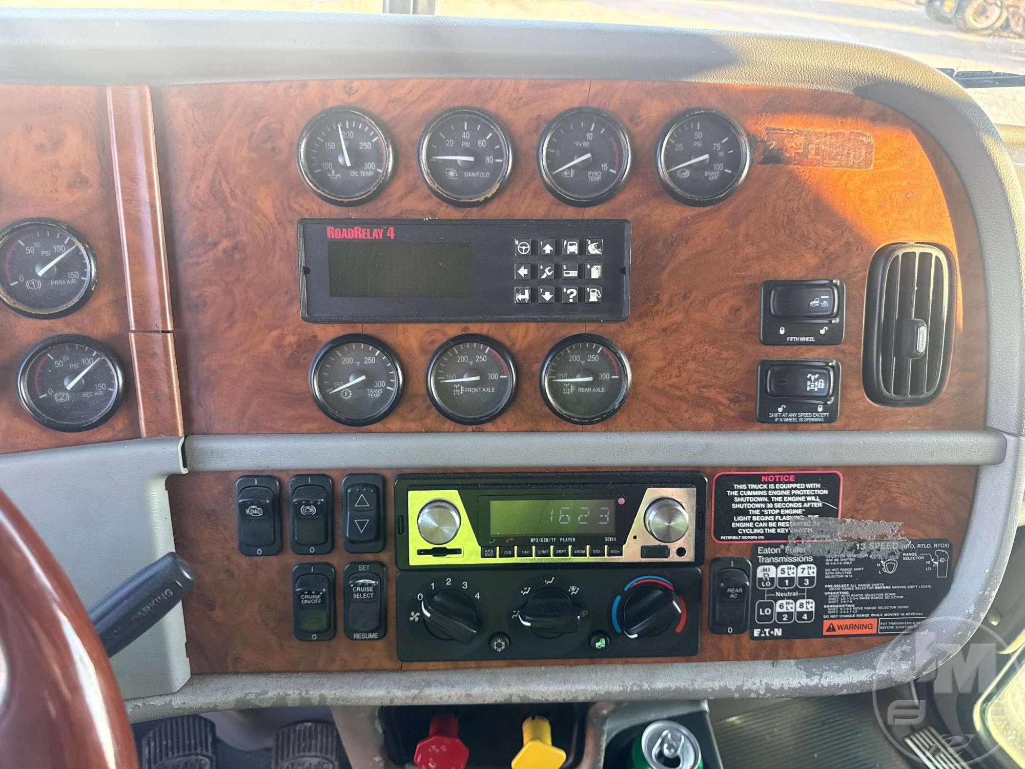 2006 Peterbilt 379