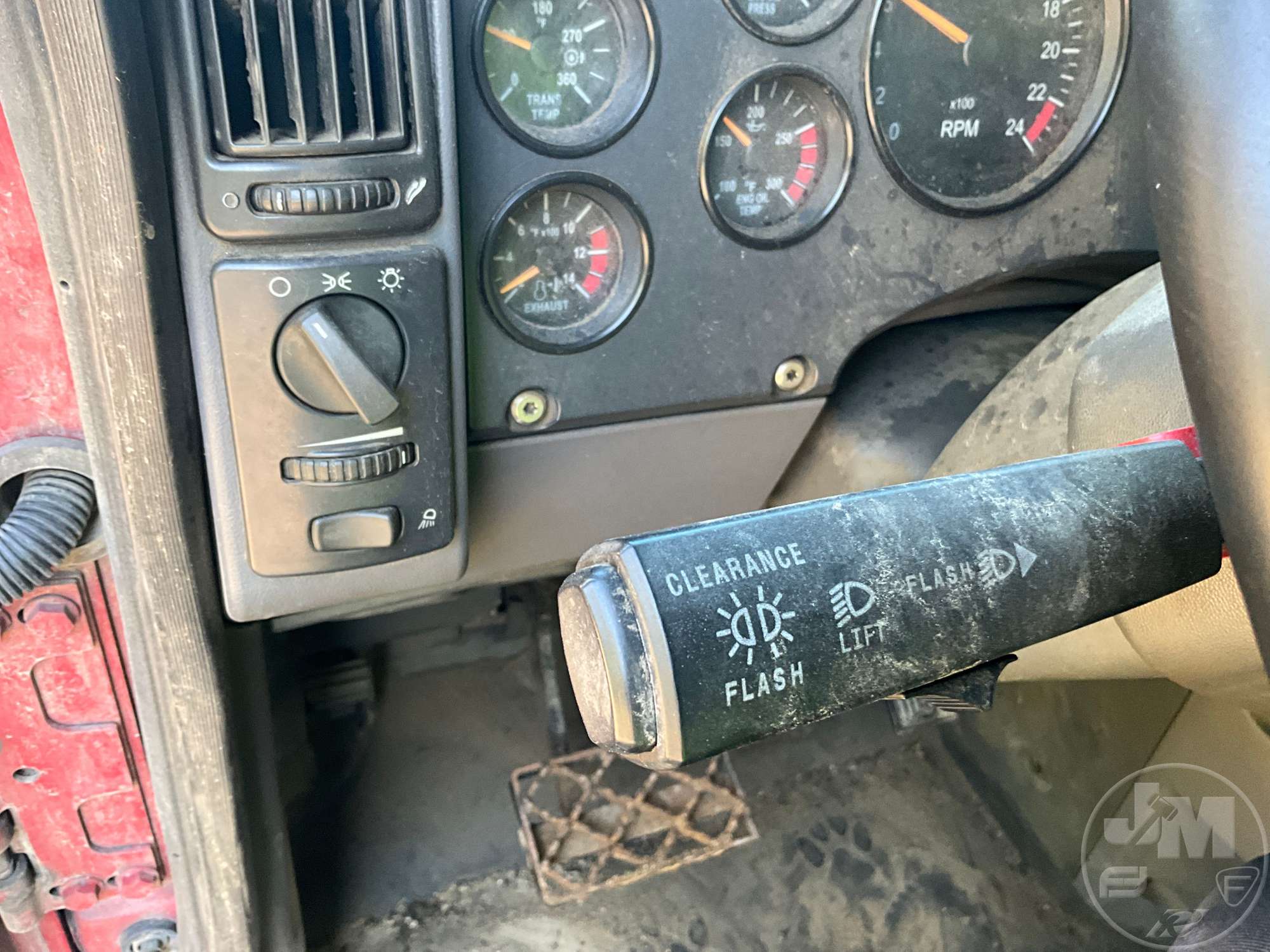 2009 Mack GU713