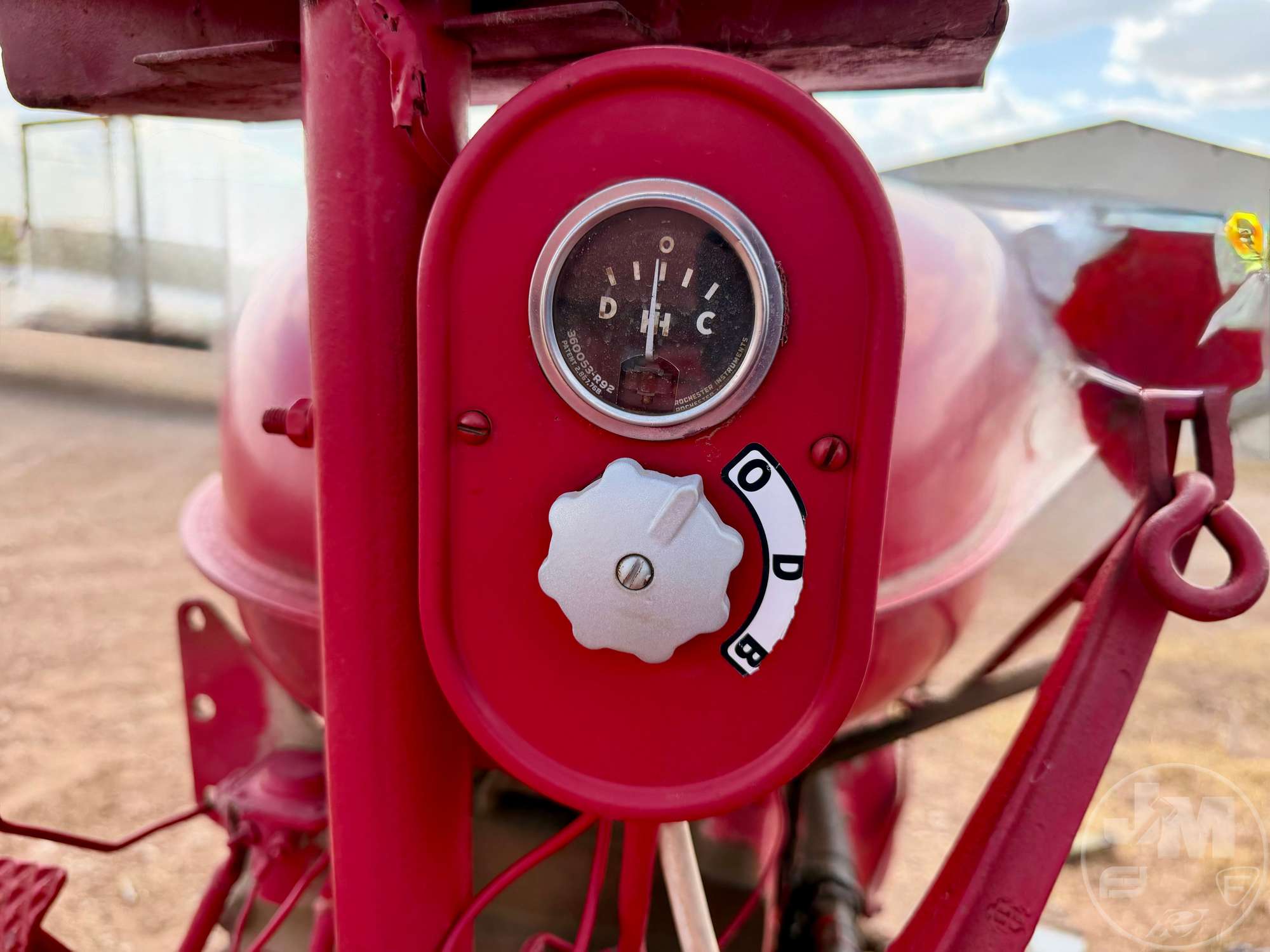 0 International MCCORMICK FARMALL