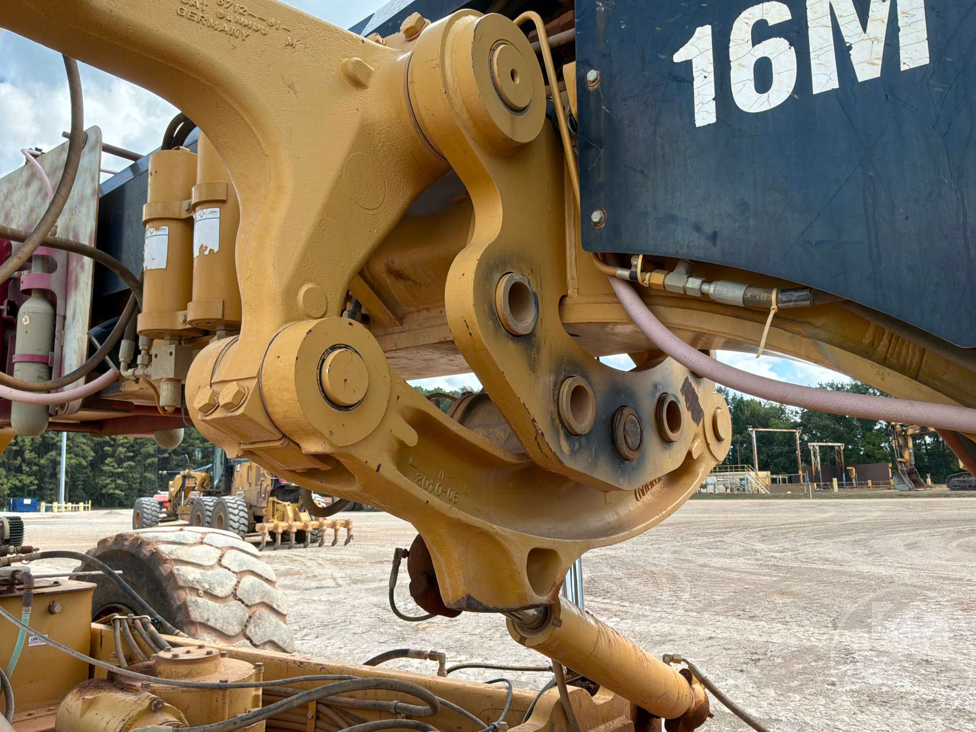 2008 Caterpillar 16M