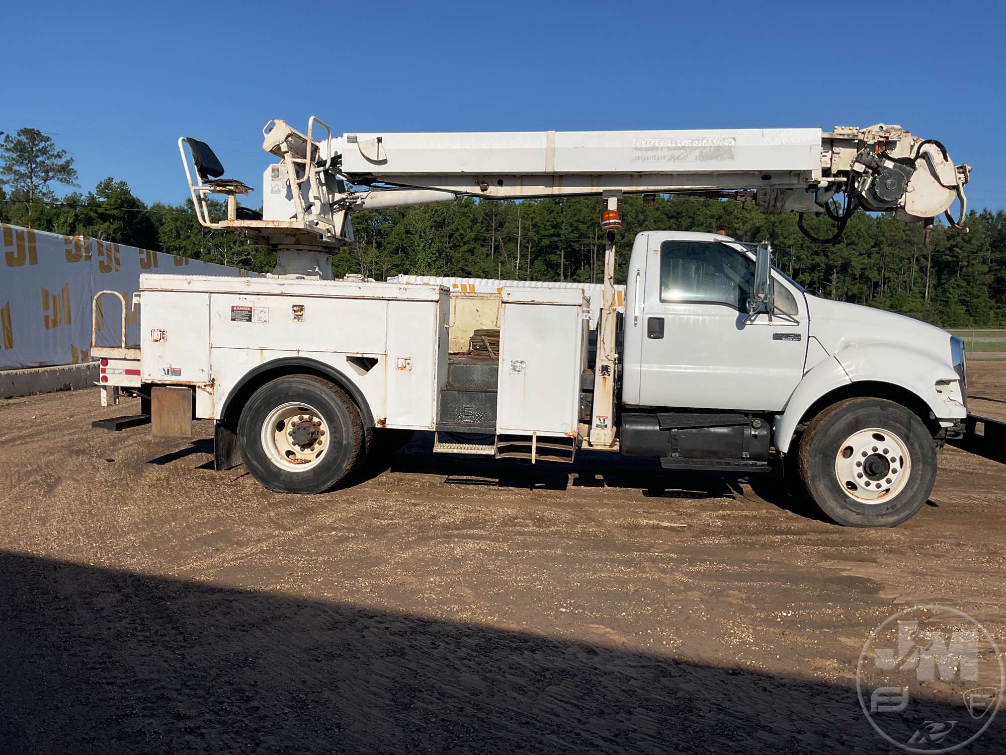 2007 Ford F-750