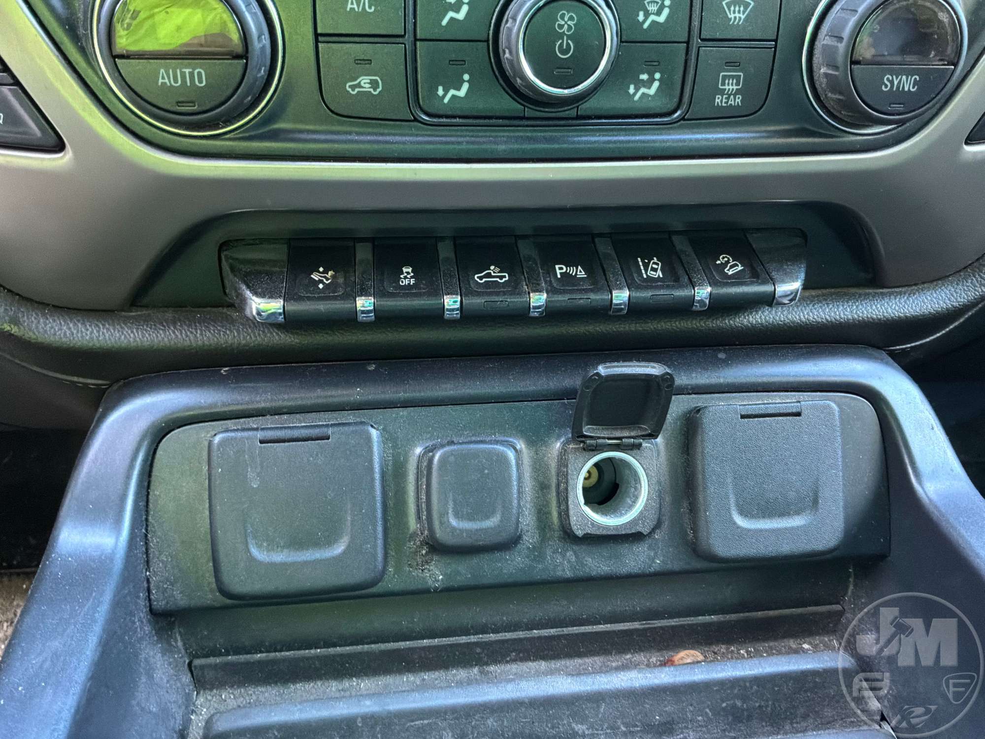 2015 GMC SIERRA