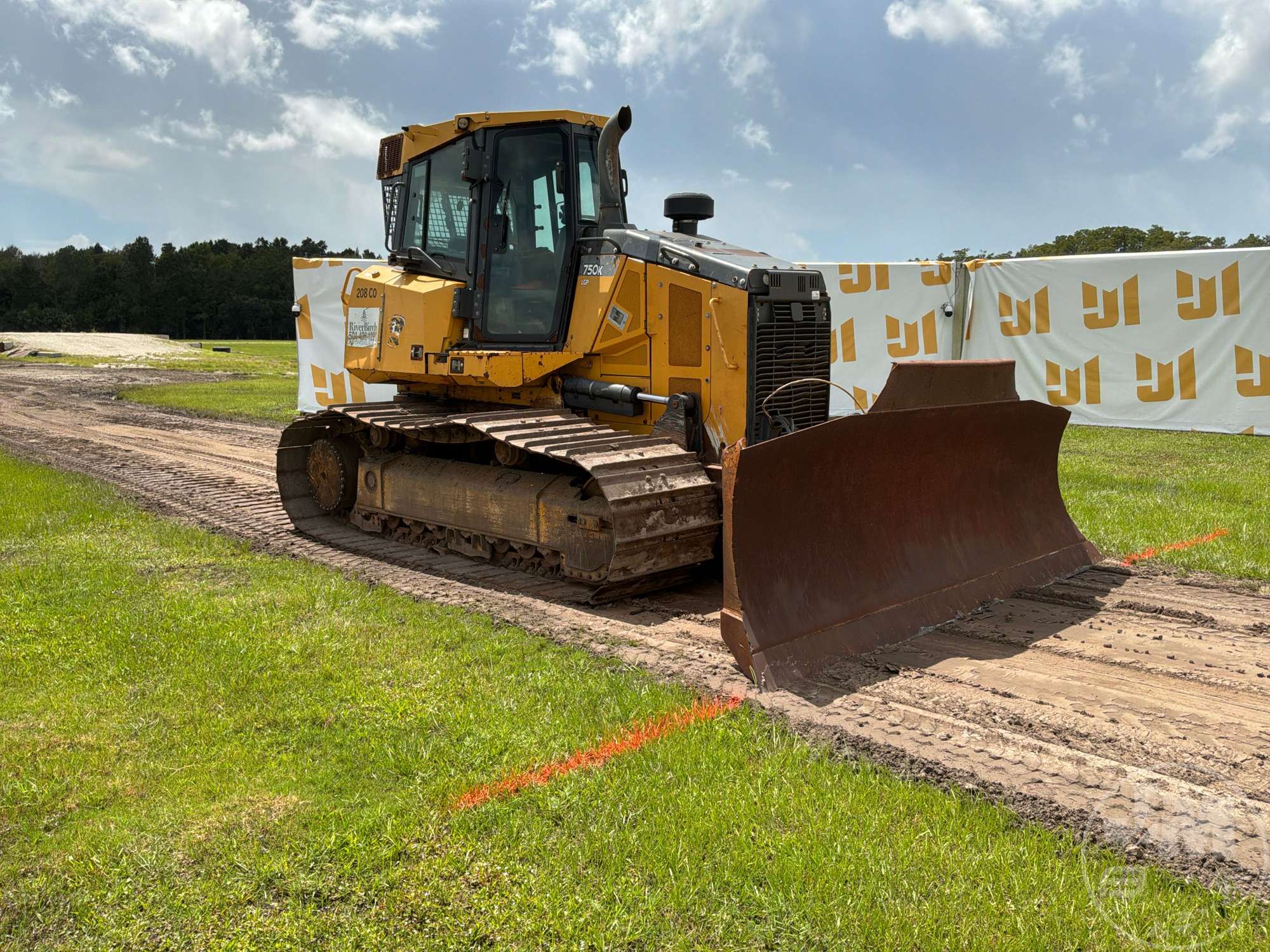 2019 John Deere 750K LGP