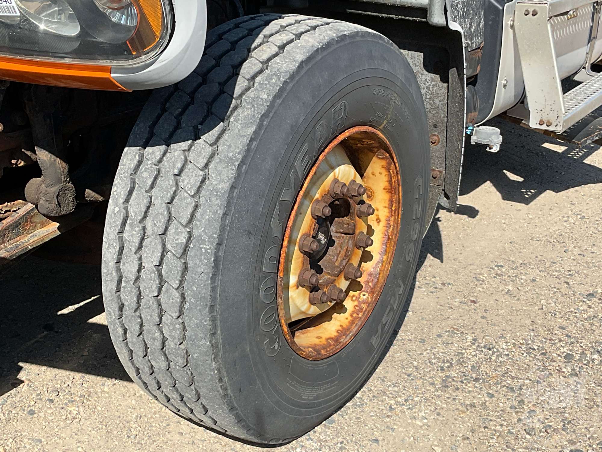 2014 Mack GU GRANITE