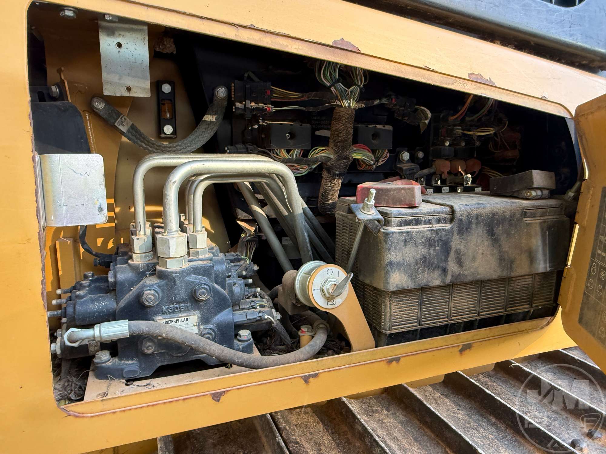 2014 Caterpillar D3K2 LGP