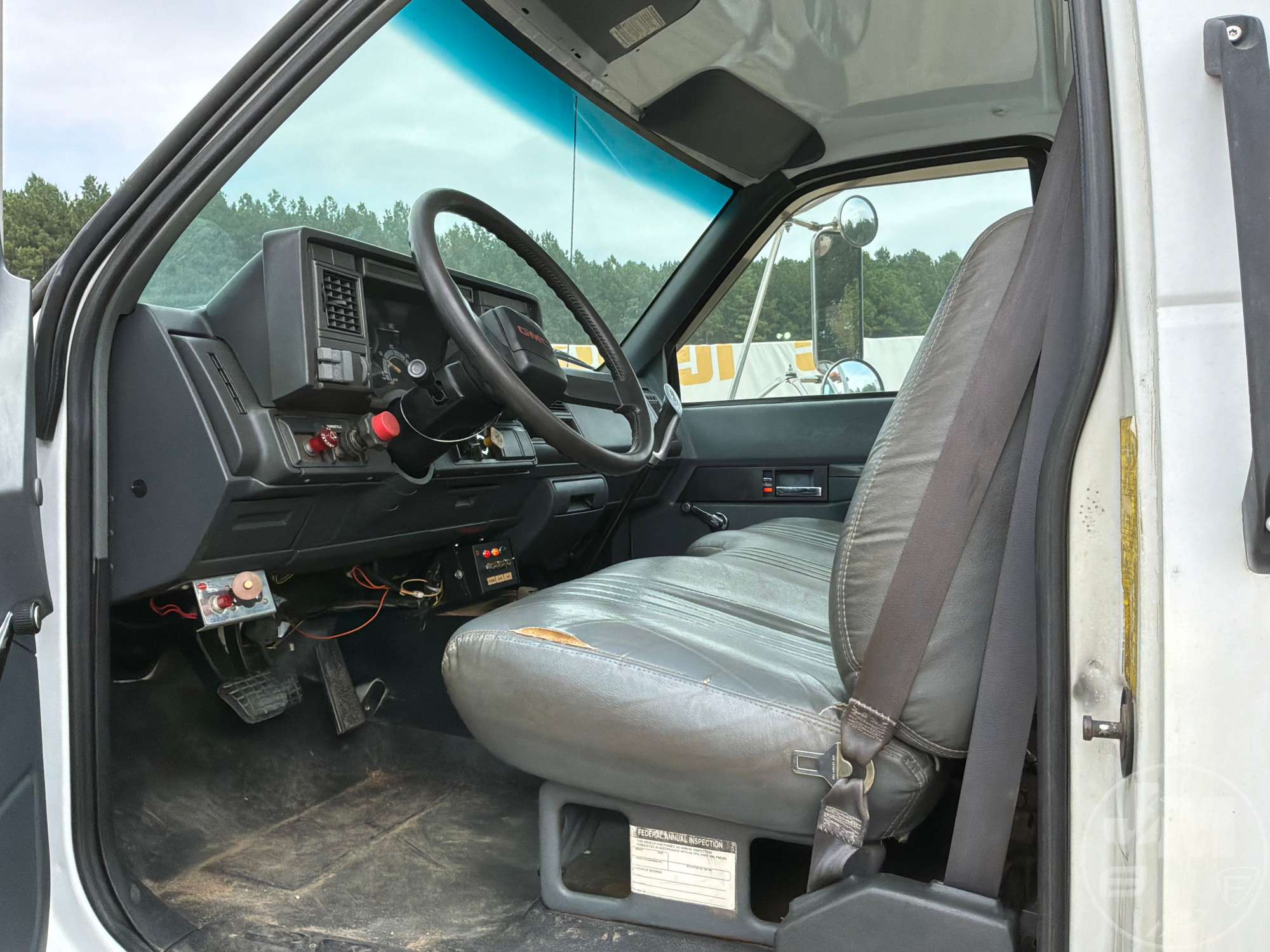 1997 GMC C6