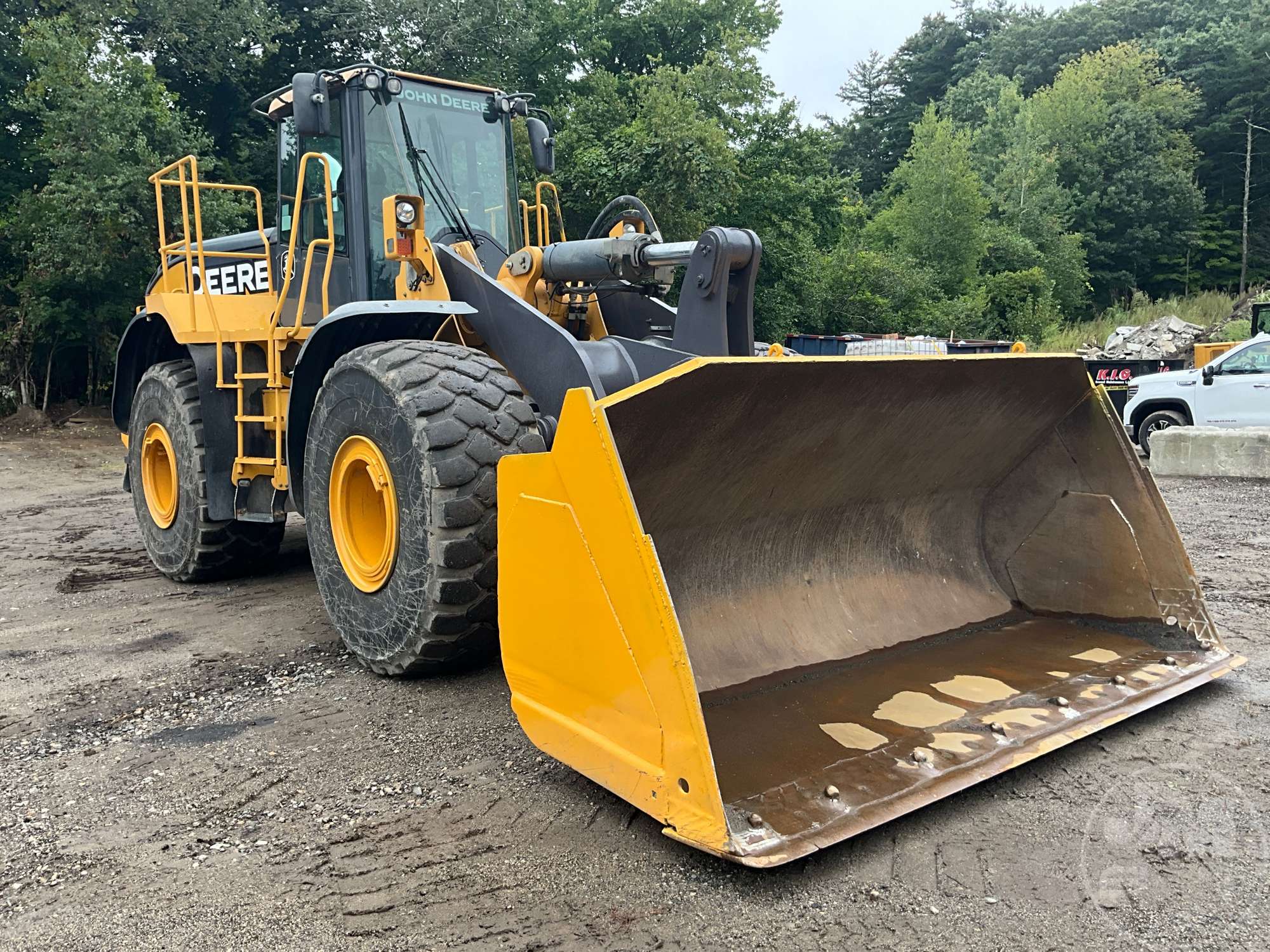 2012 John Deere 744K