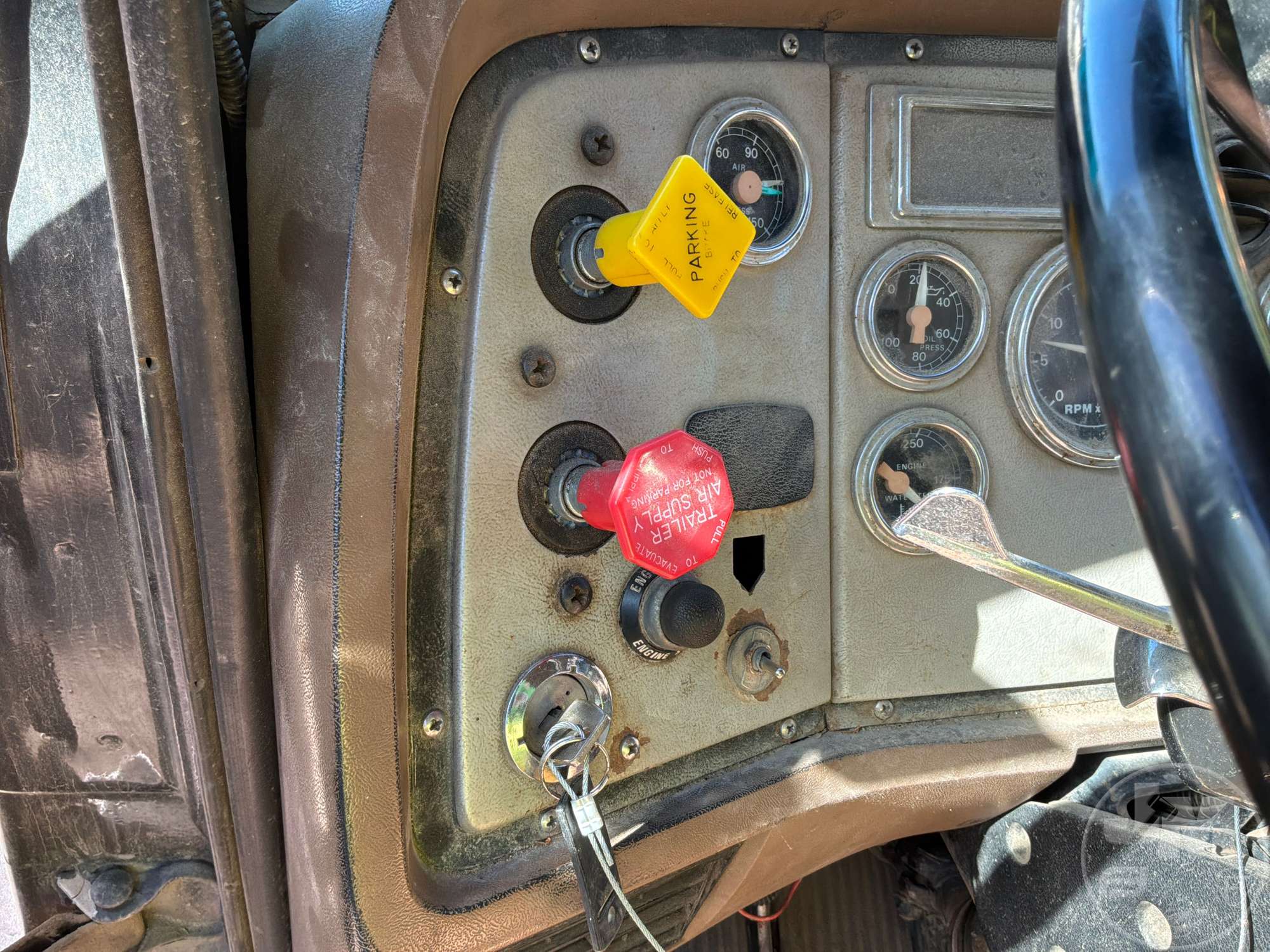 1993 Ford L9000