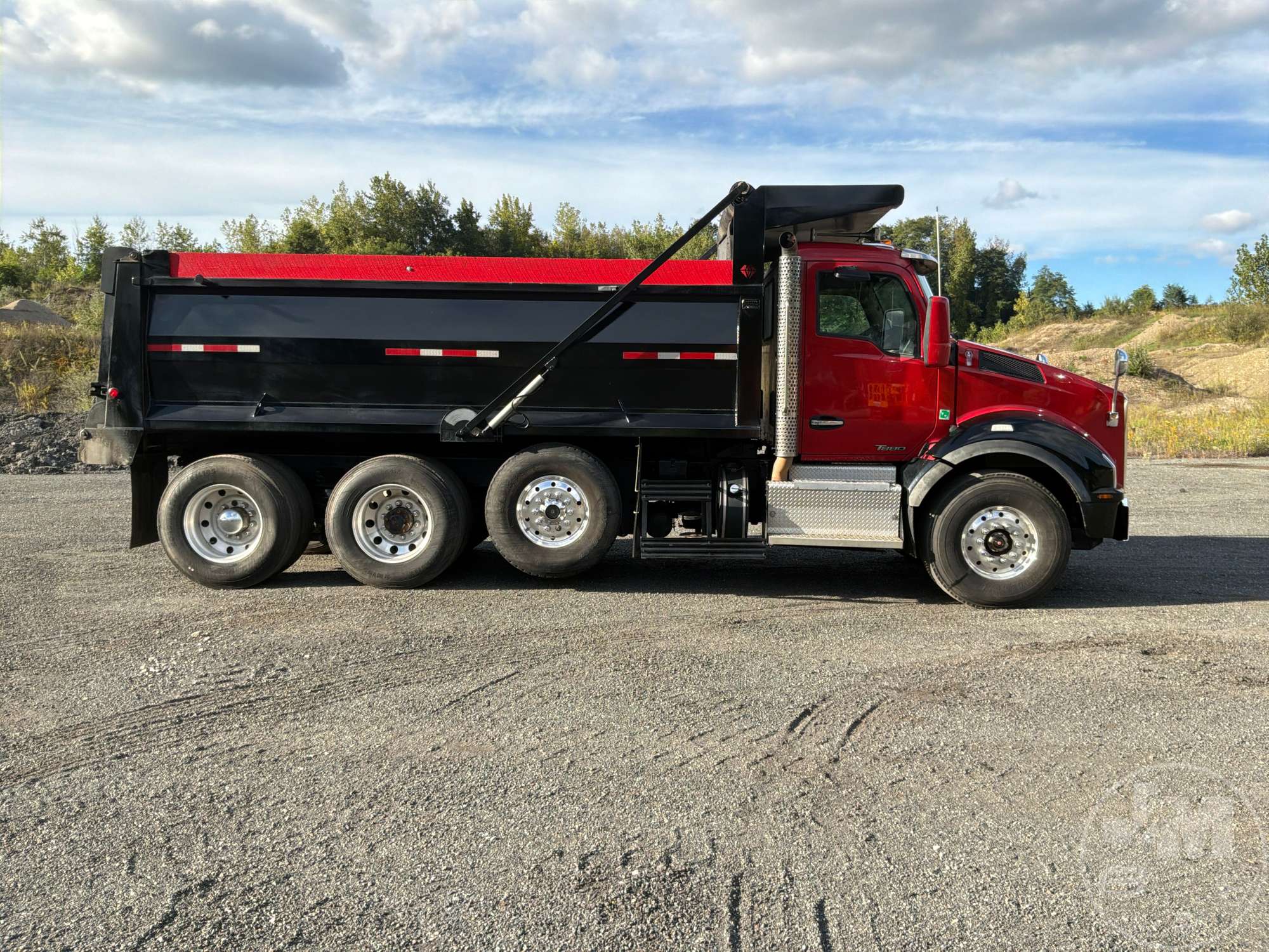 2016 Kenworth T880