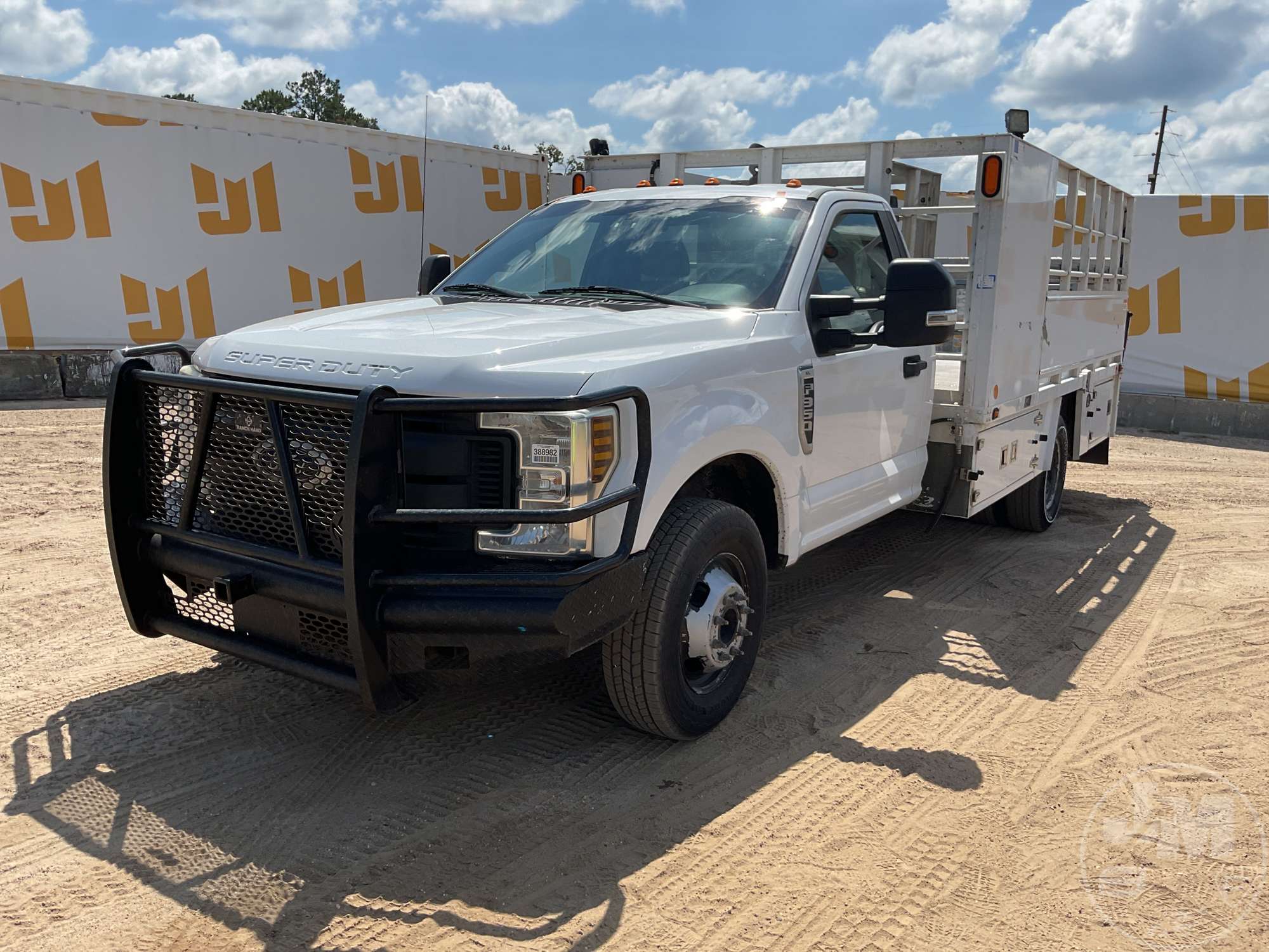 Photo of 2018 Ford F-350 XL SD