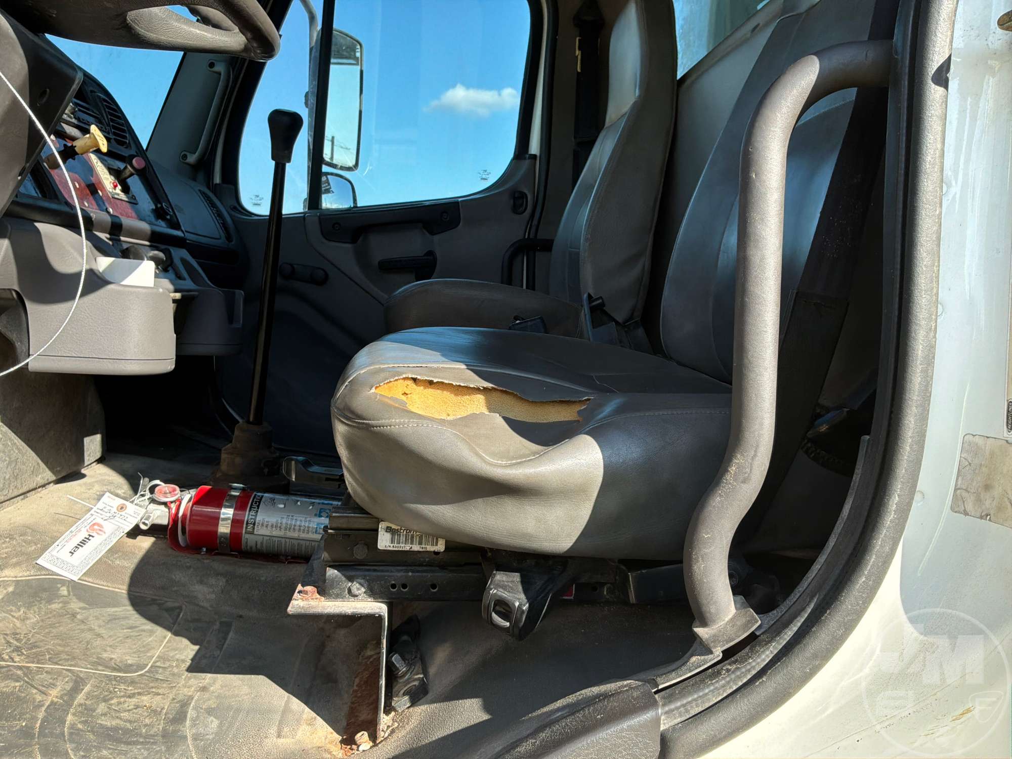 2006 Freightliner M2