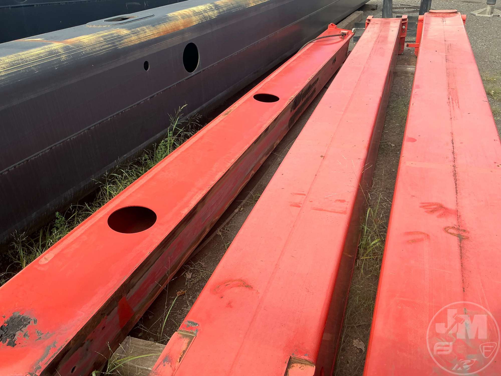 2003 Shuttlelift 5560B