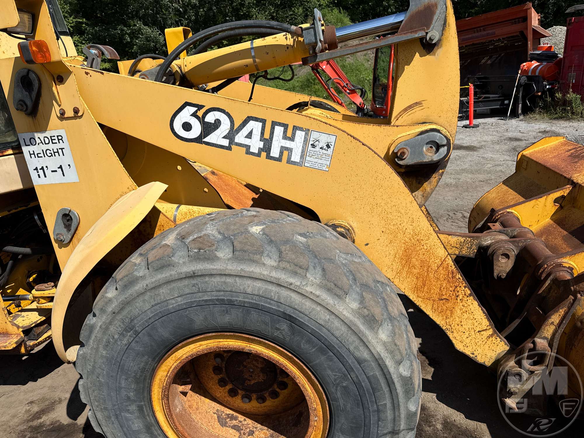 2001 John Deere 624H