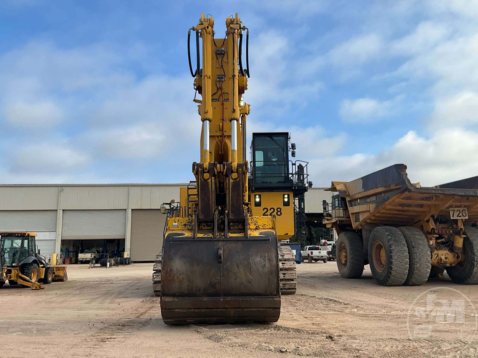 2019 Komatsu PC2000-11
