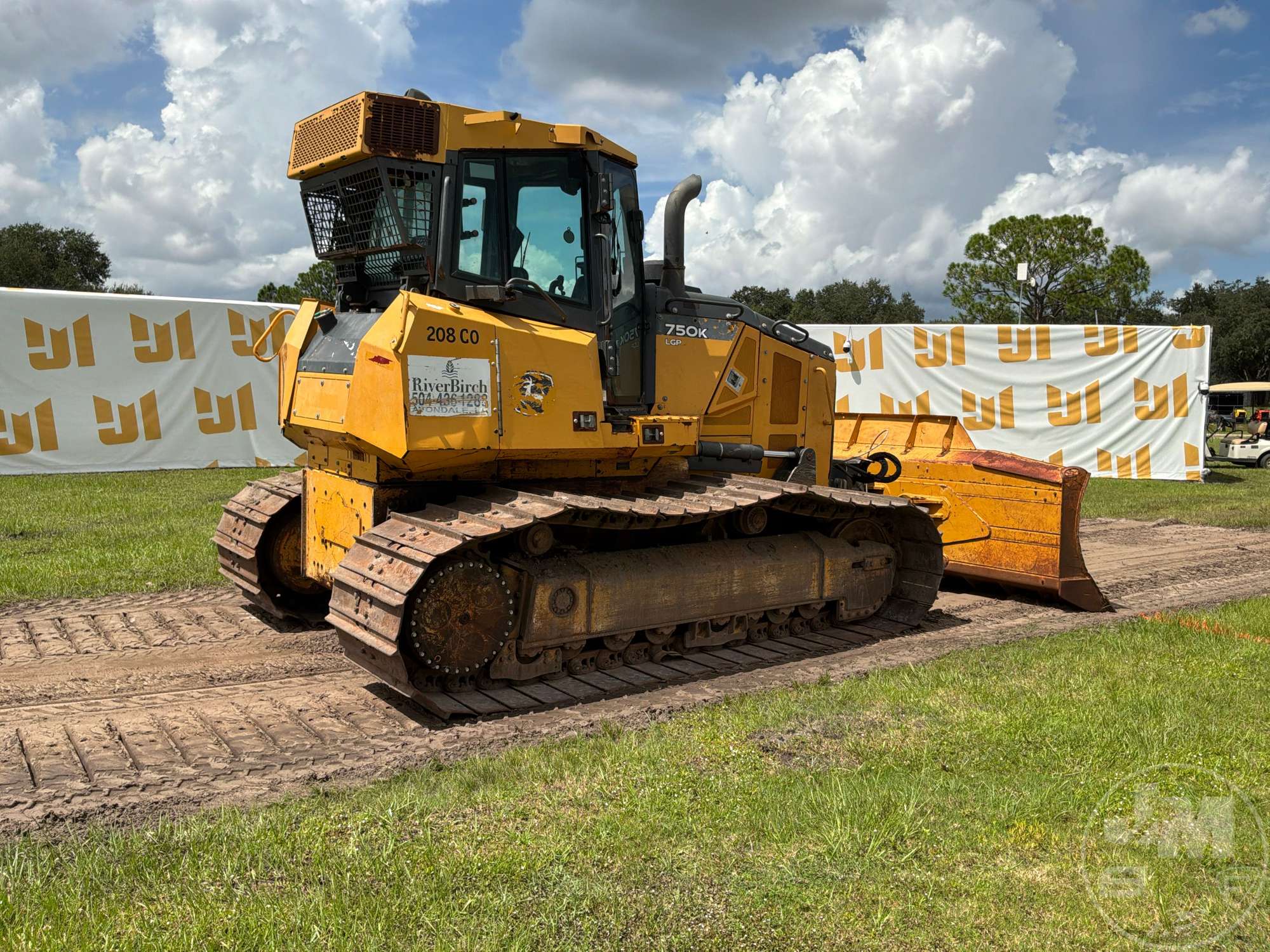 2019 John Deere 750K LGP