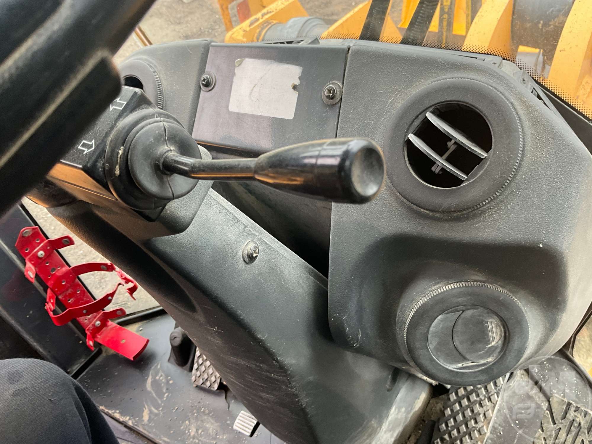 2012 John Deere 744K