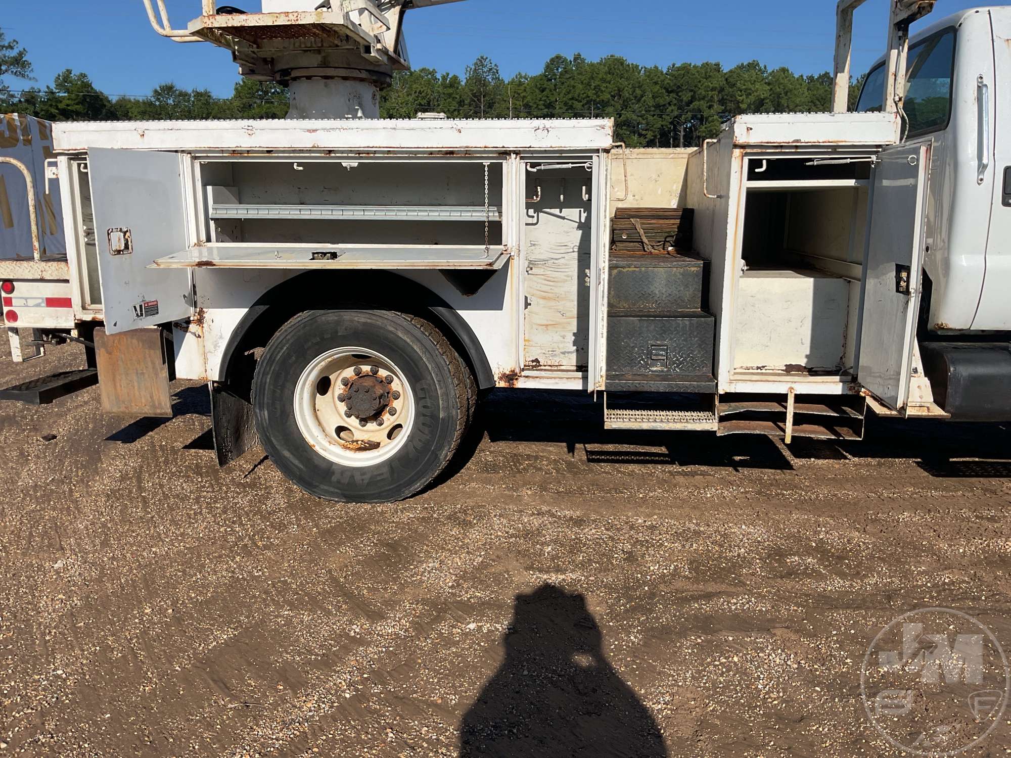 2007 Ford F-750