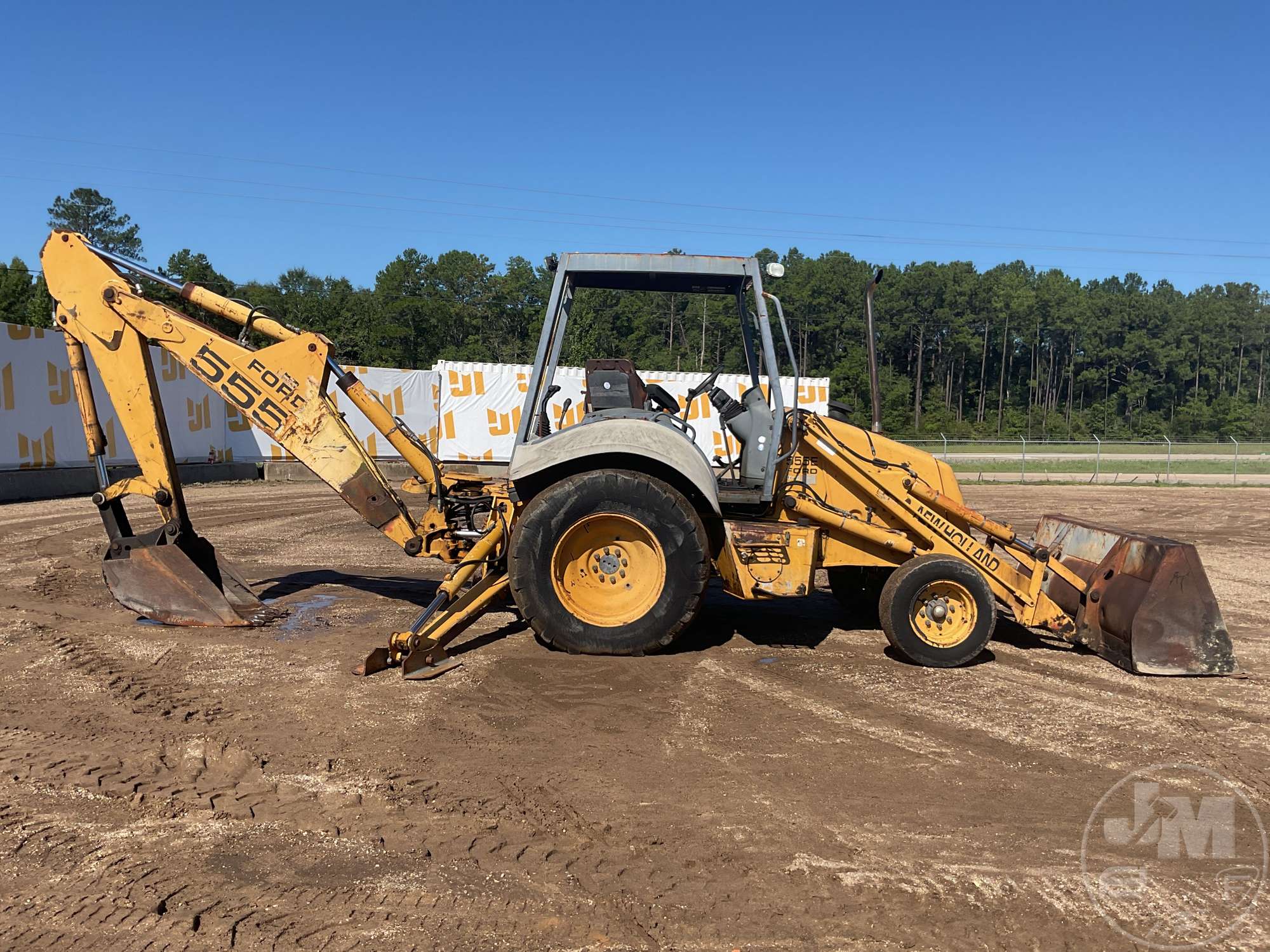 1998 New Holland 555E