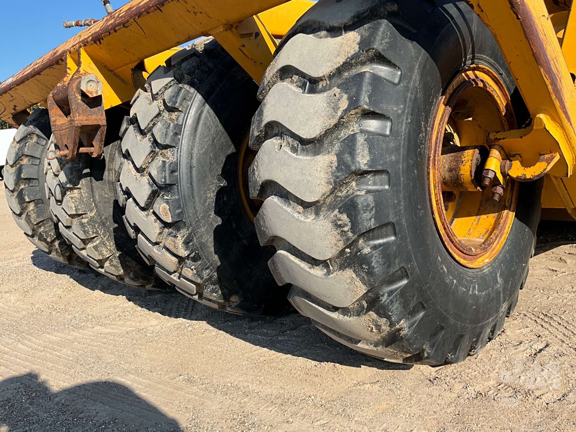 2005 John Deere 1812C
