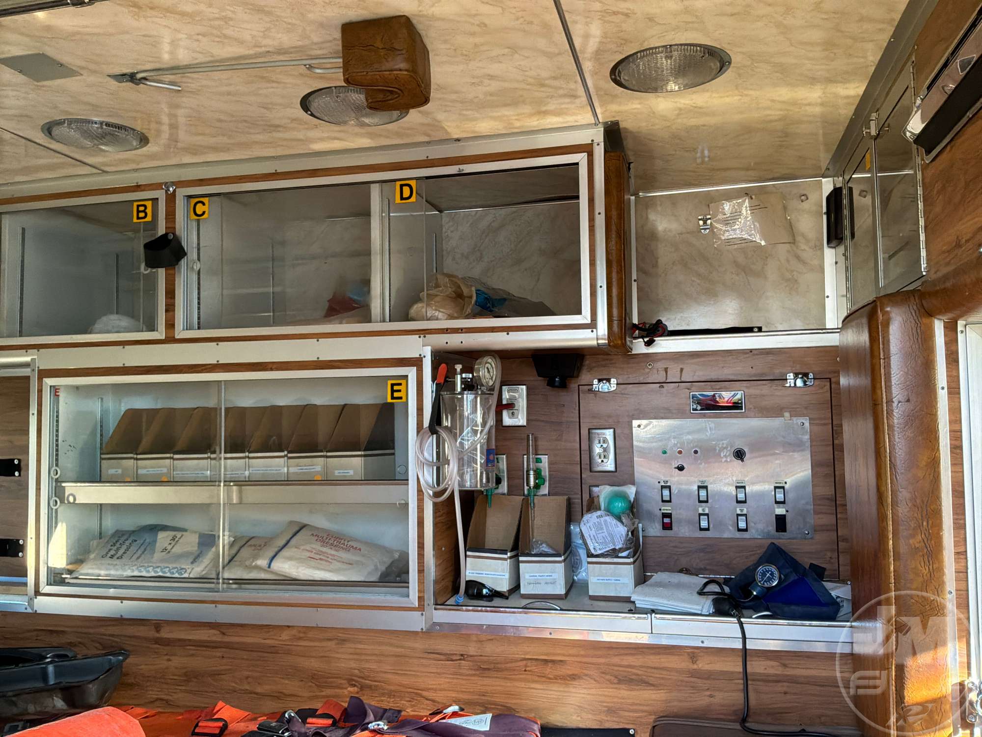 1983 Ford E-350