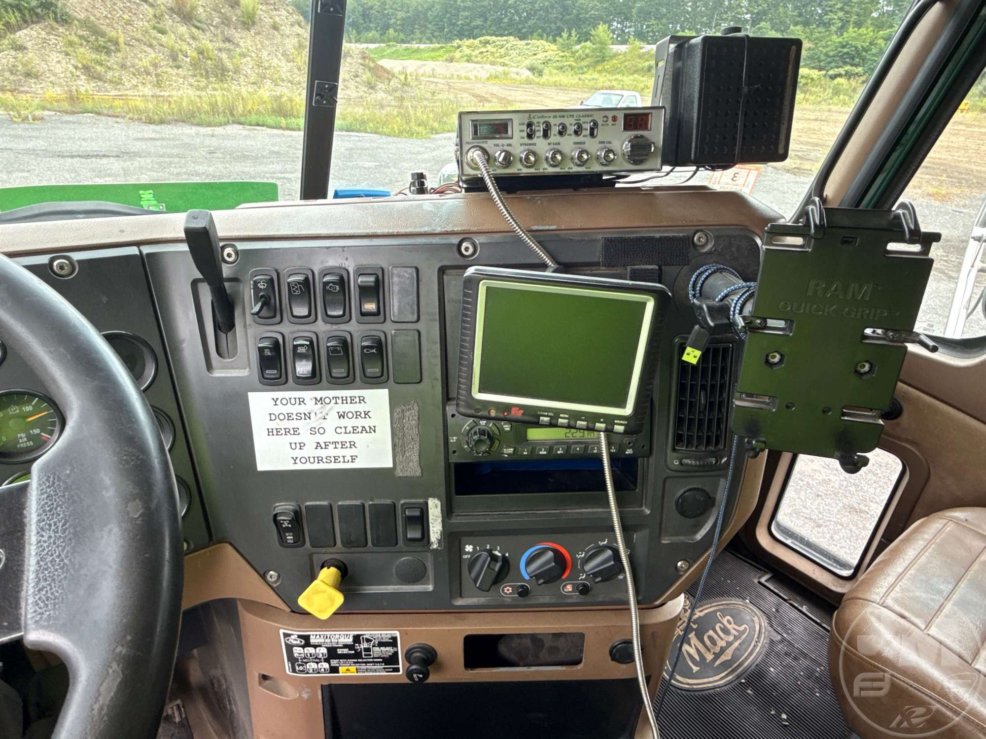 2007 Mack CTP GRANITE