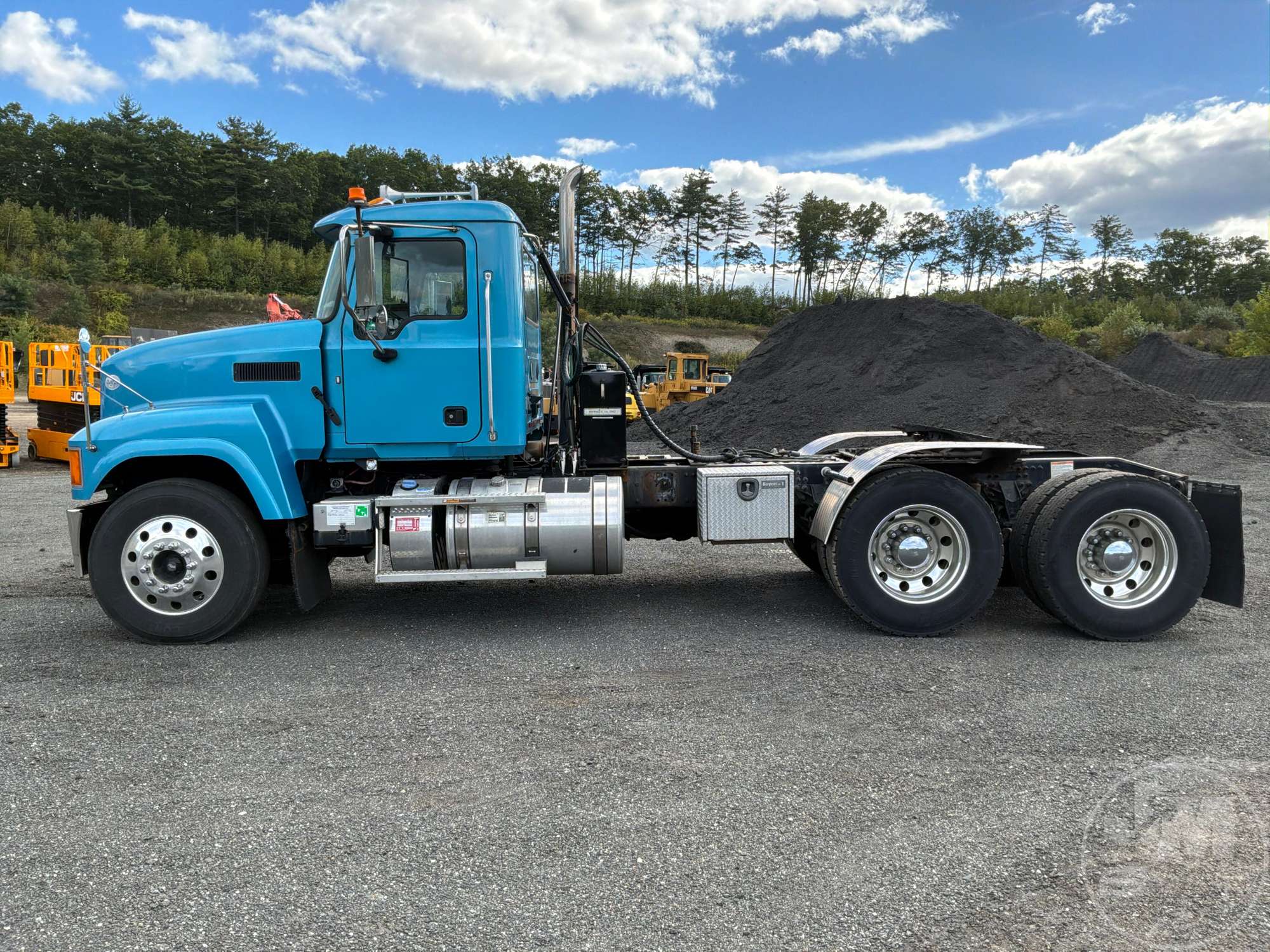 2016 Mack CHU PINNACLE