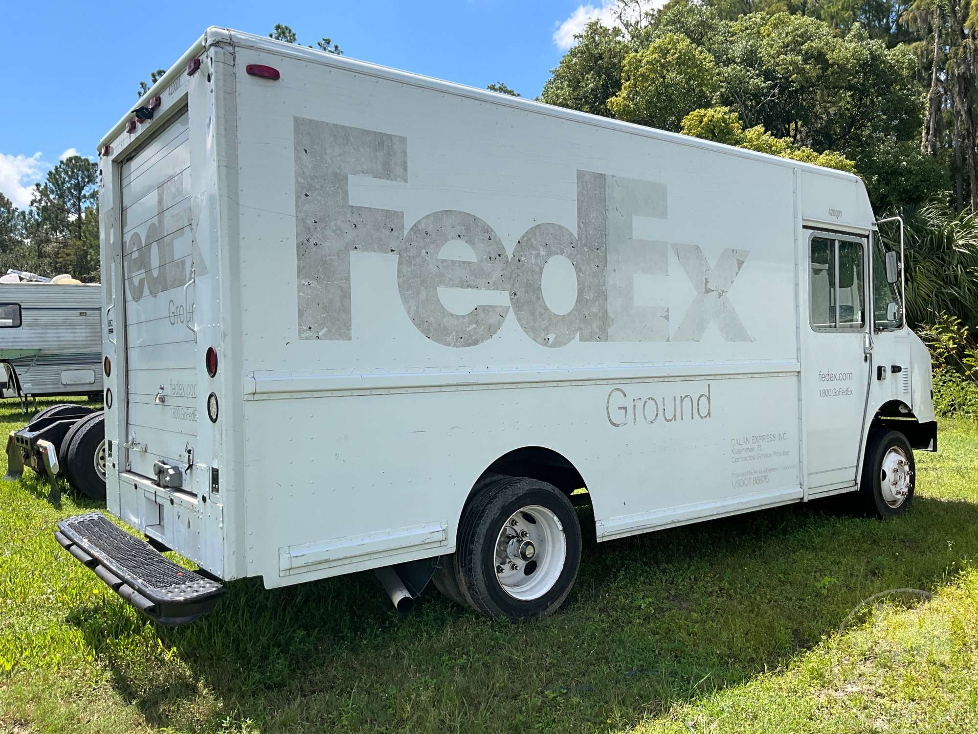 1998 Freightliner MT45 CHASSIS