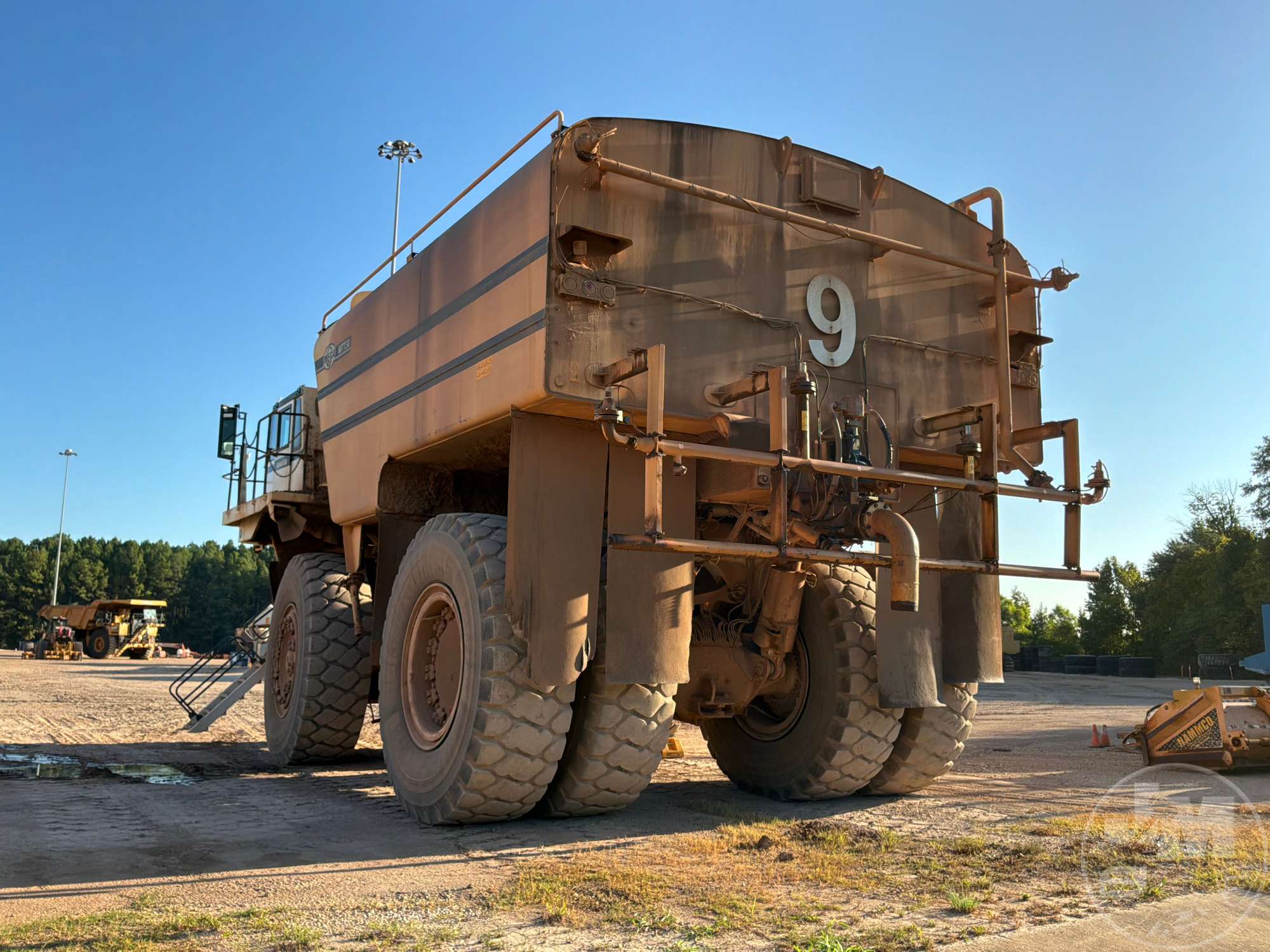 2000 Komatsu 530M RIGID FRAME
