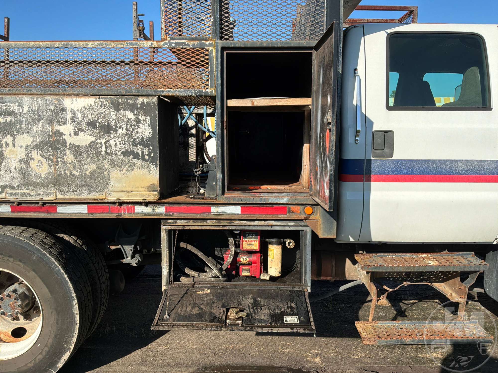2009 Ford F-650XL SD CREW CAB